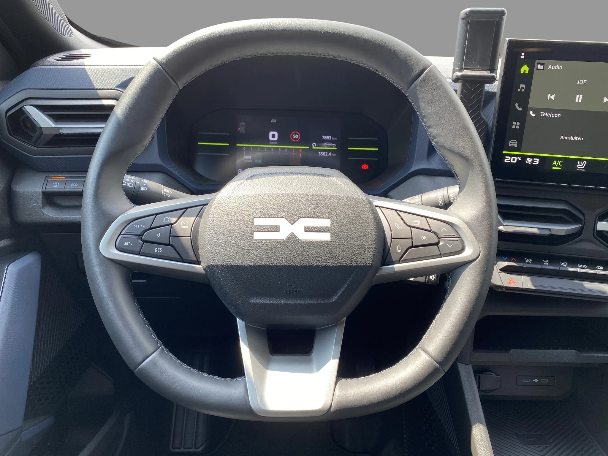 Dacia-Duster-image-11