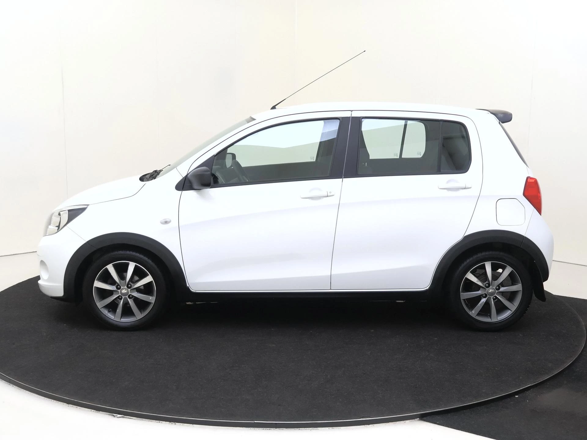 Suzuki-Celerio-image-6