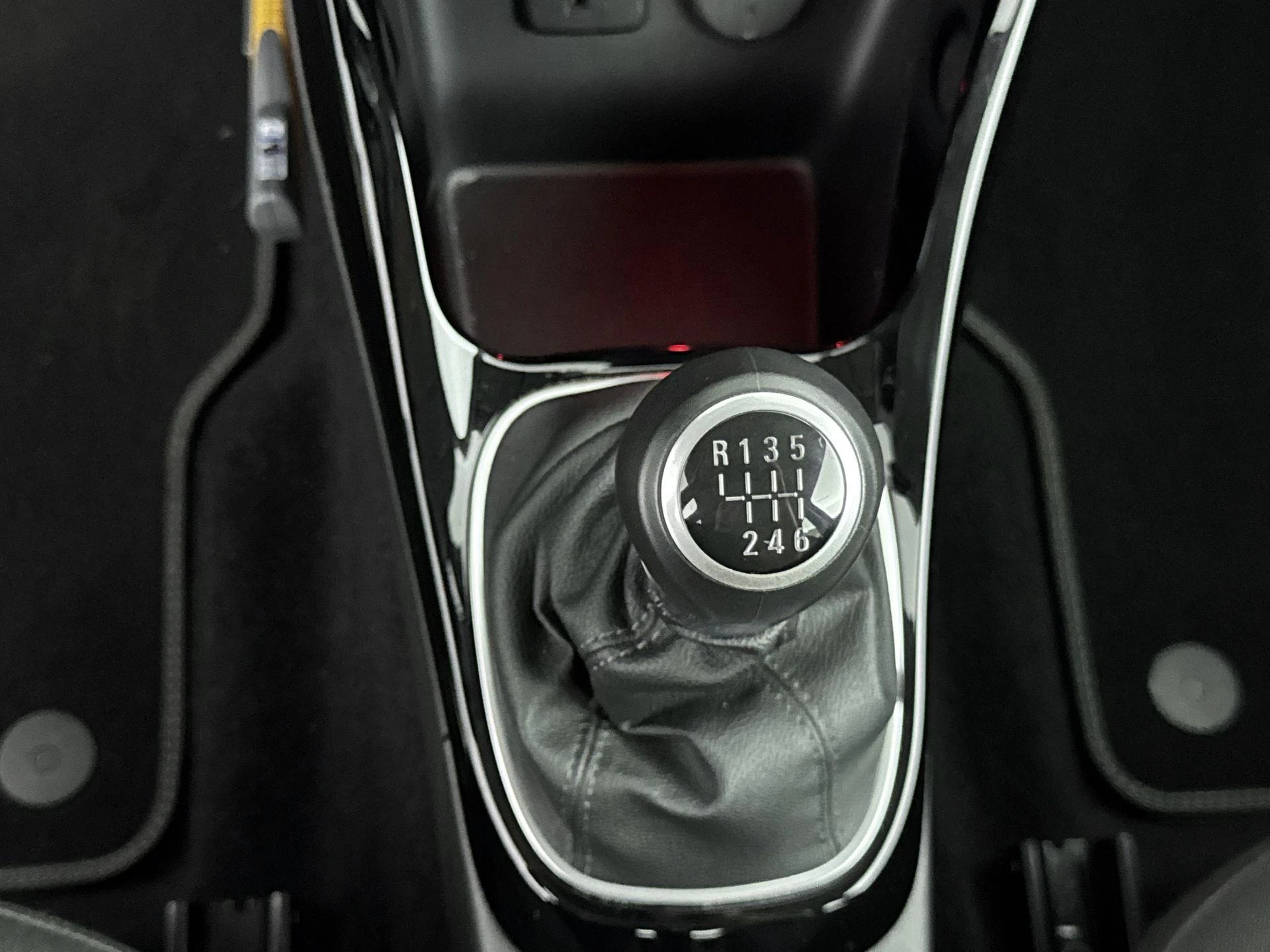 Opel-ADAM-image-17