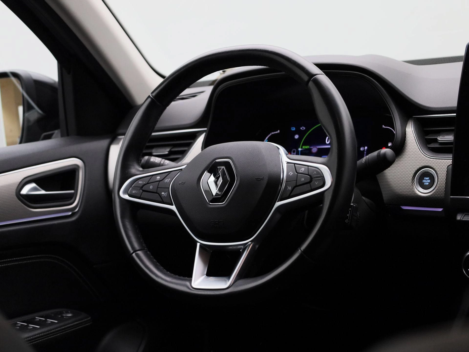 Renault-Arkana-image-32