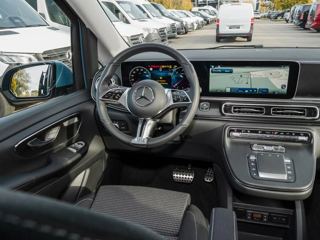 Mercedes-Benz-V-Klasse 220 d-image-9