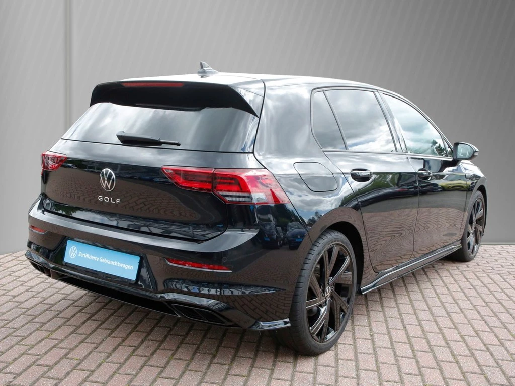 Volkswagen Golf VIII 2.0 TDI DSG R-Line Black Style 18" AHK Navi+VC ACC LED RFK+PDC SHZ