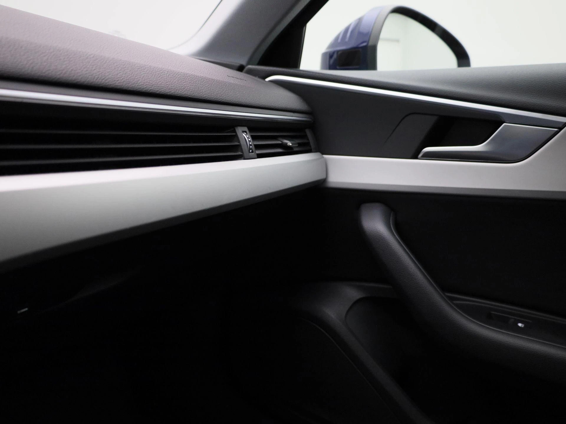 Audi-A4-image-28