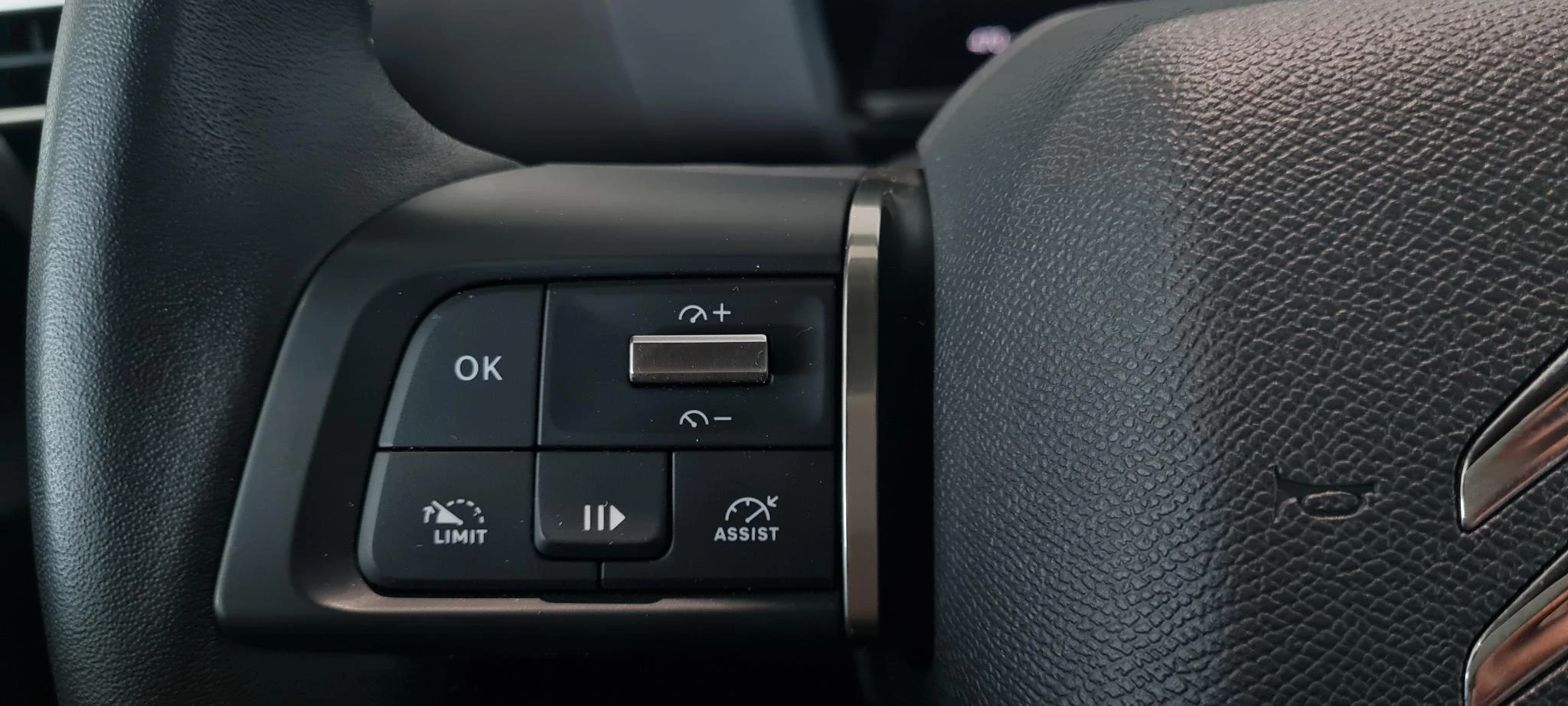 Citroën-C4 X-image-20
