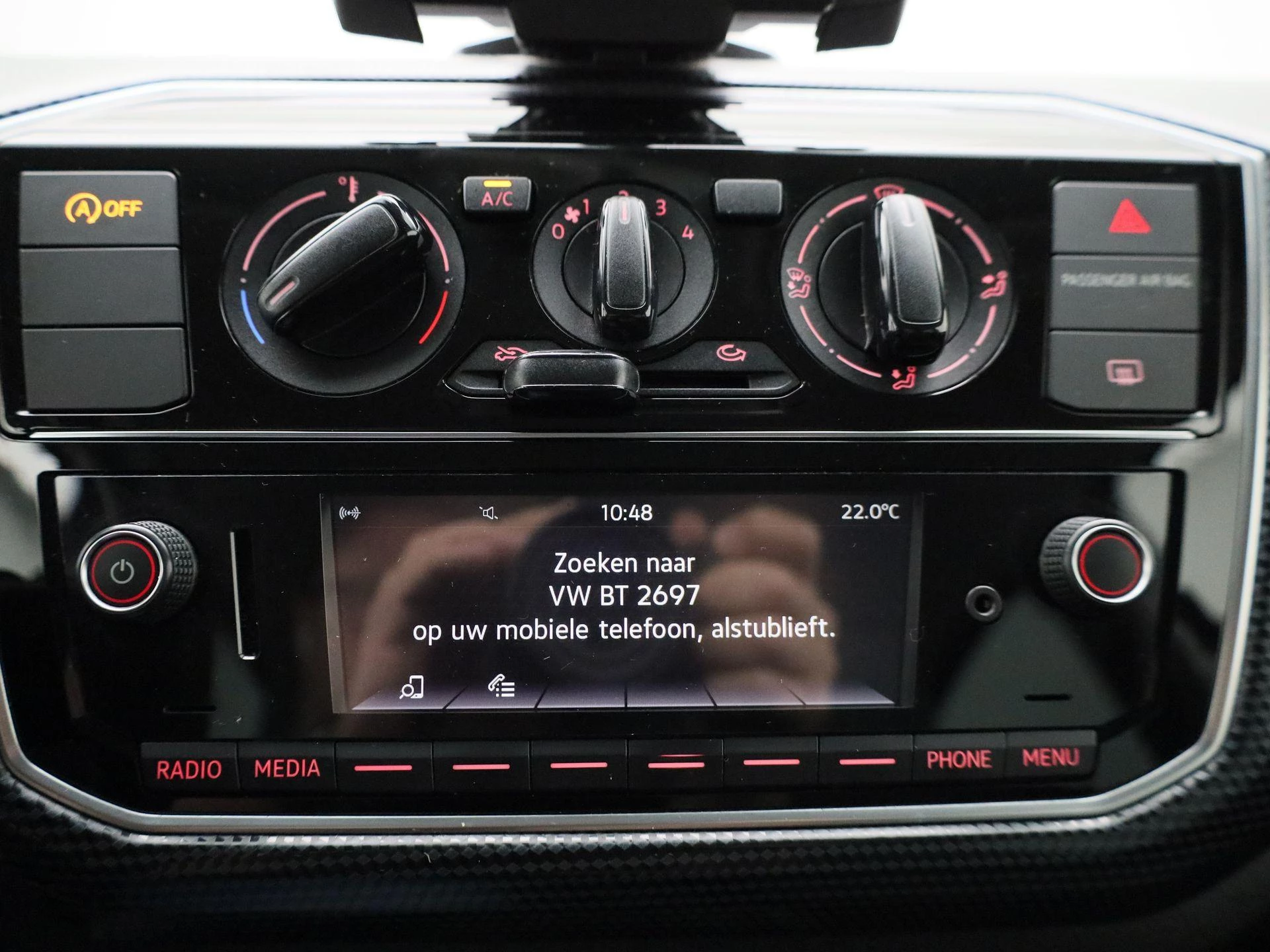 Volkswagen-up!-image-17