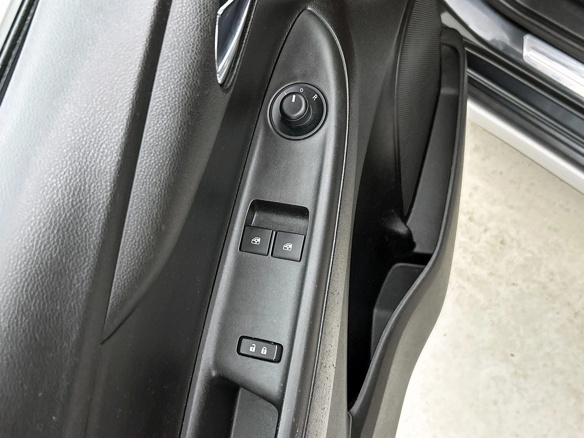 Opel-KARL-image-24