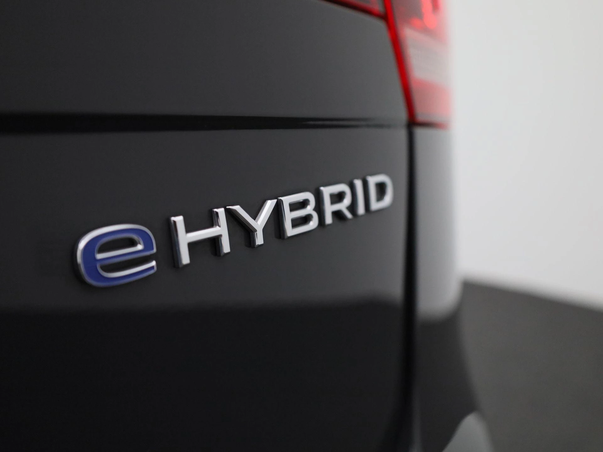 Volkswagen-Tiguan-image-32