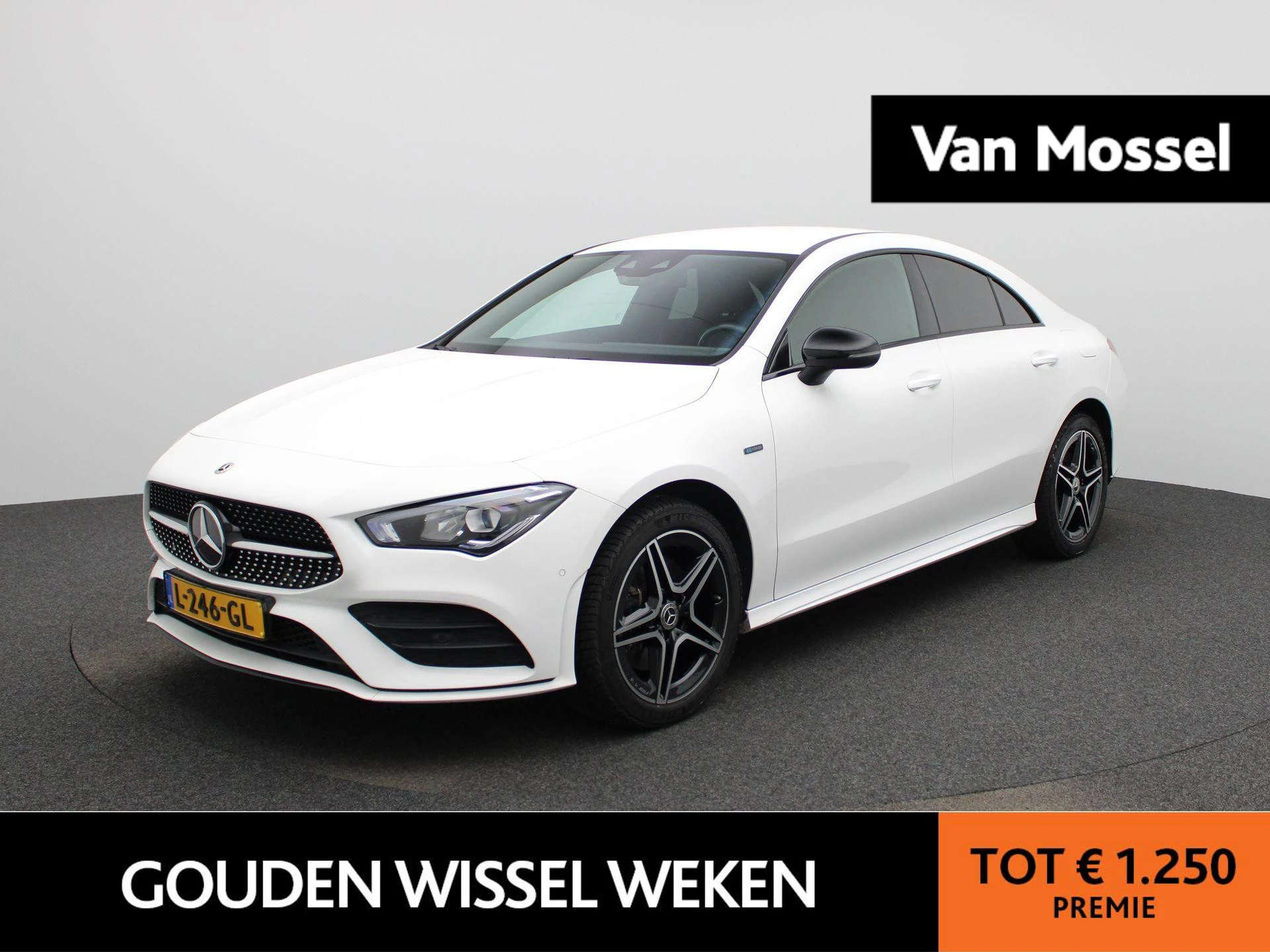 Mercedes-Benz-CLA-image-0