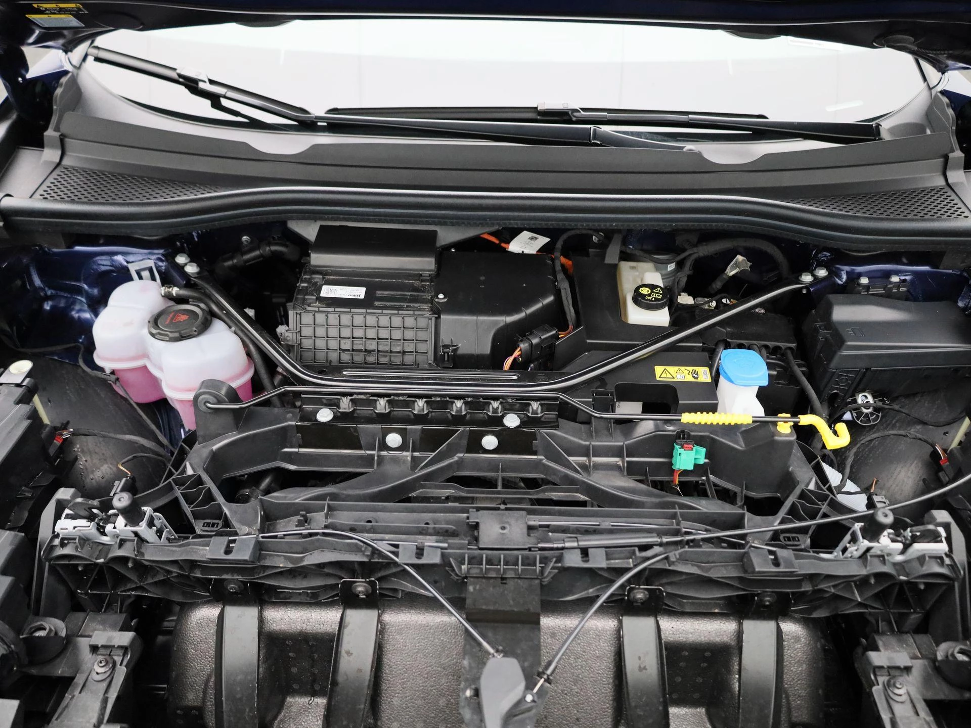 Audi-Q4 e-tron-image-37
