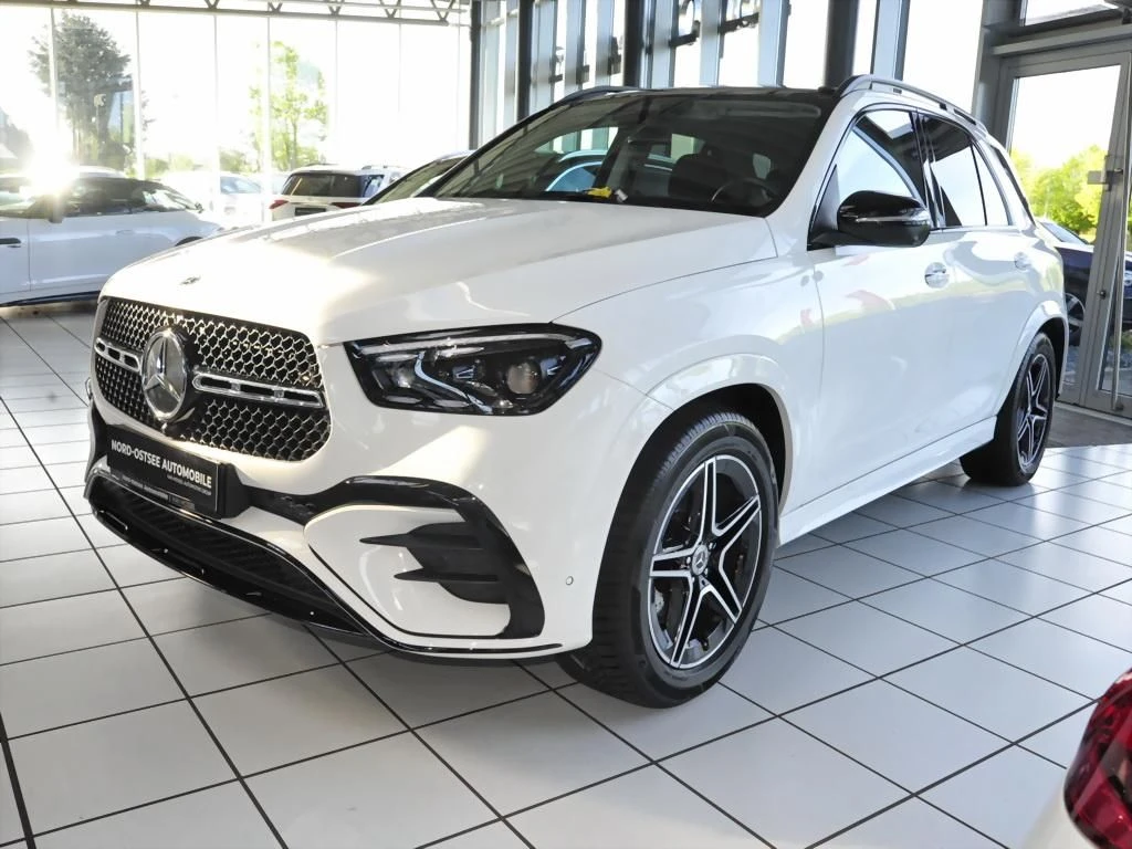 Mercedes-Benz-GLE 300 d-image-6