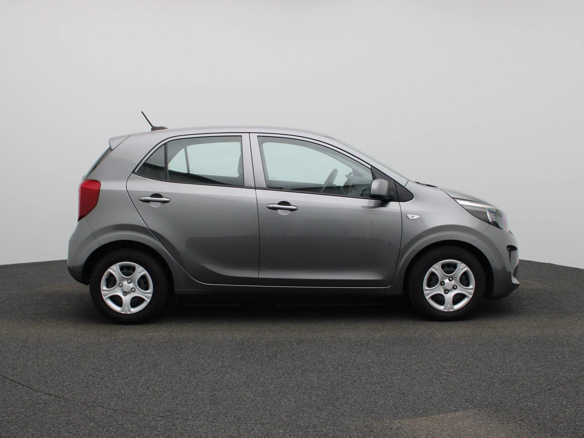 Kia-Picanto-image-5