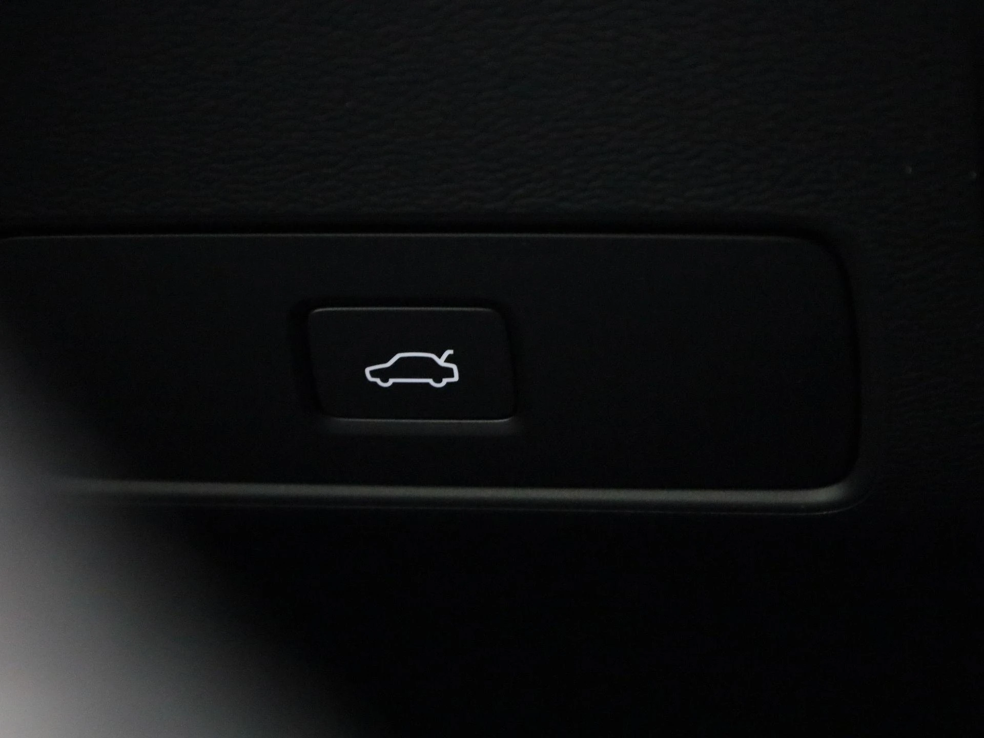 Volvo-XC40-image-19