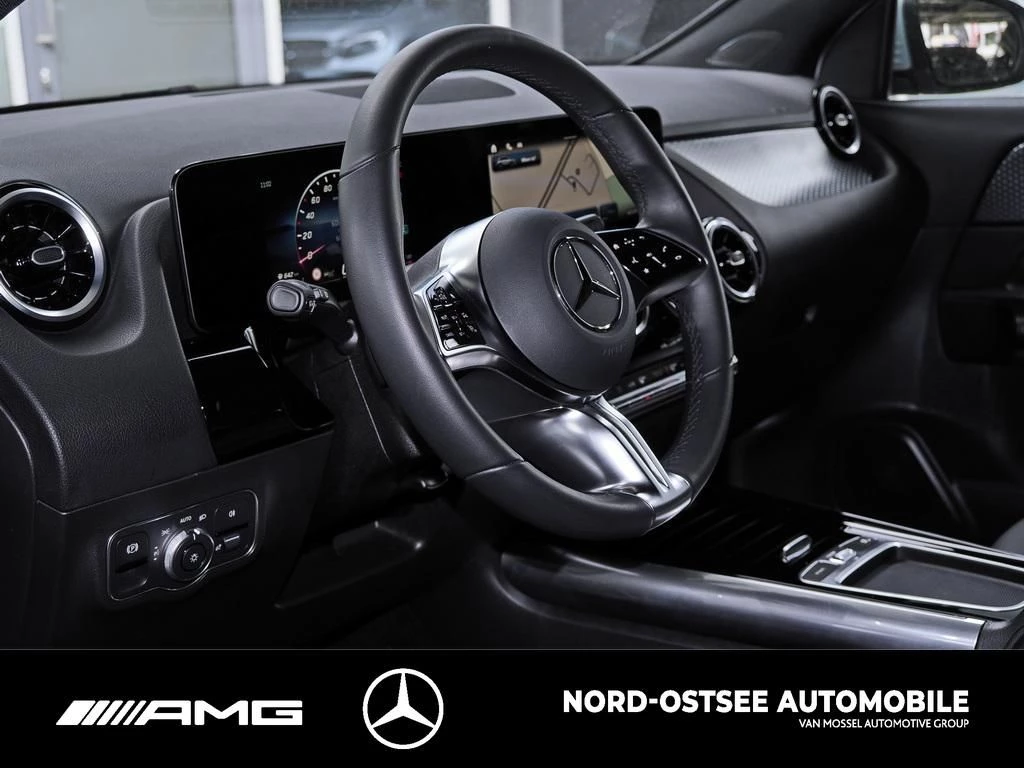 Mercedes-Benz GLA 200 d PROGRESSIVE AHK DISTRONIC LED MBUX Progressive