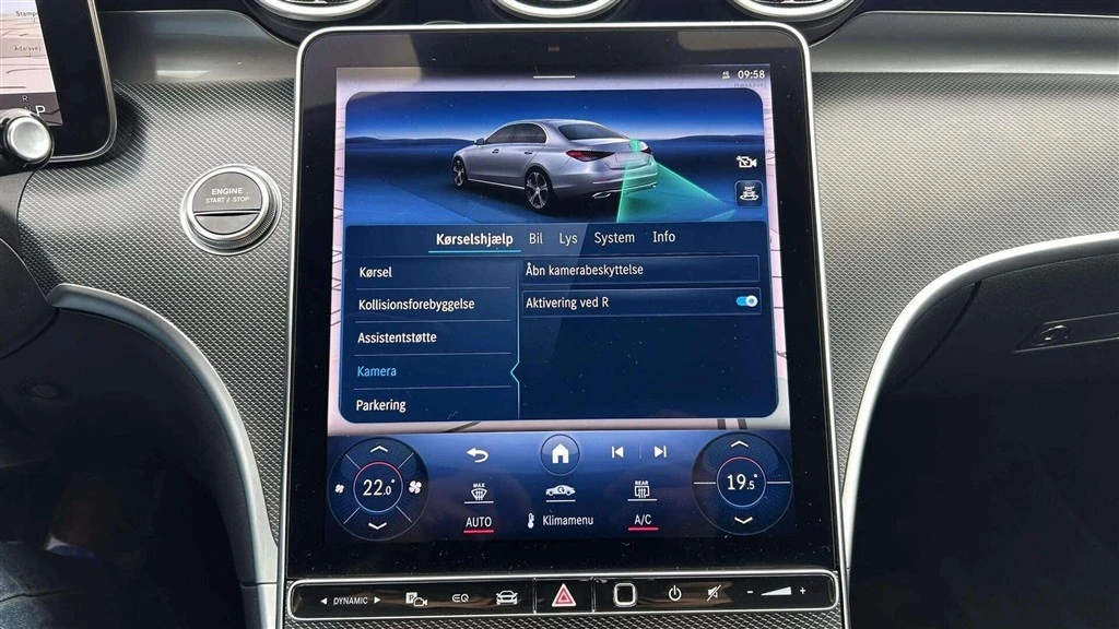 Mercedes-Benz-C-Klasse-image-20