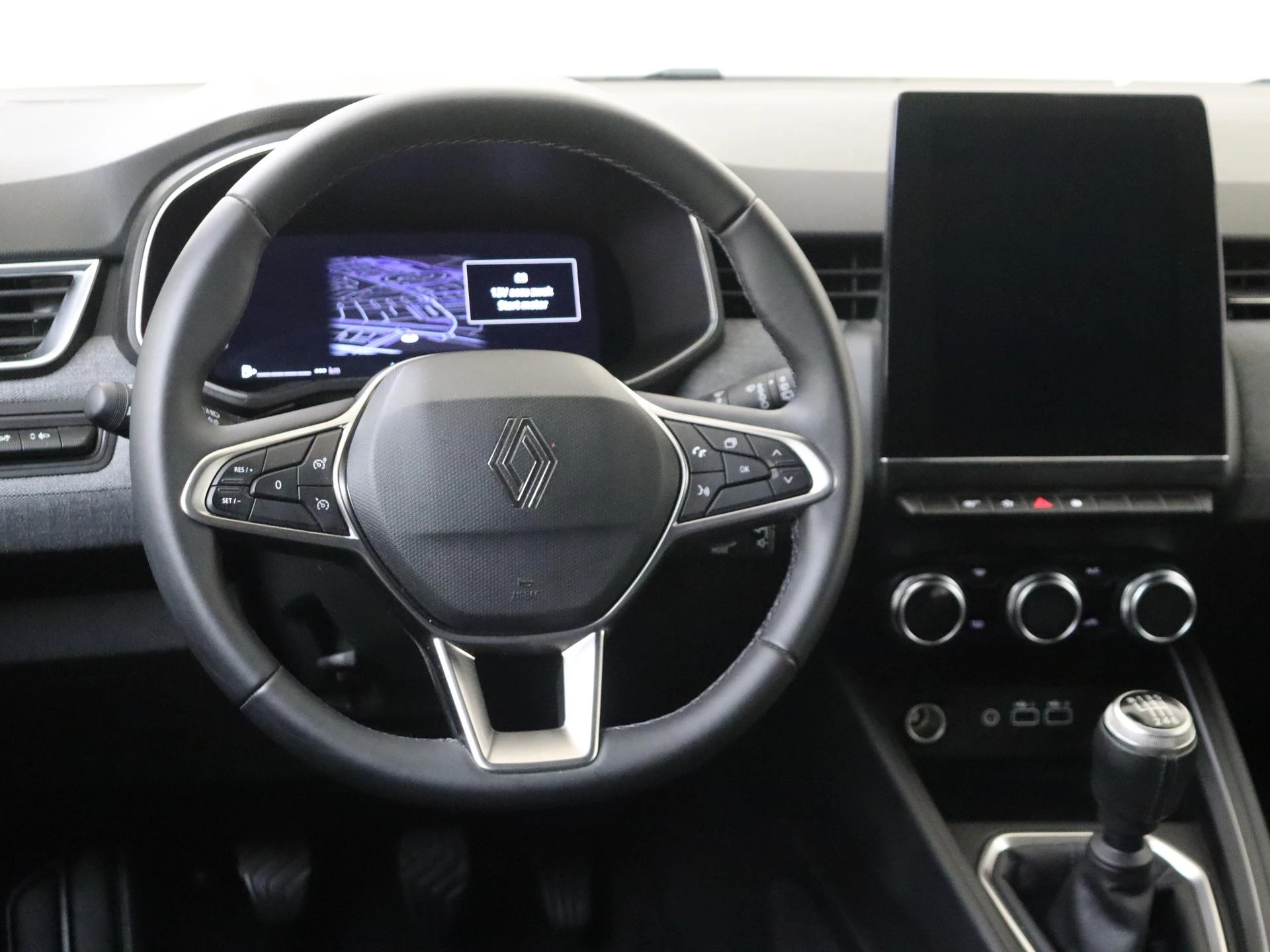 Renault-Clio-image-18