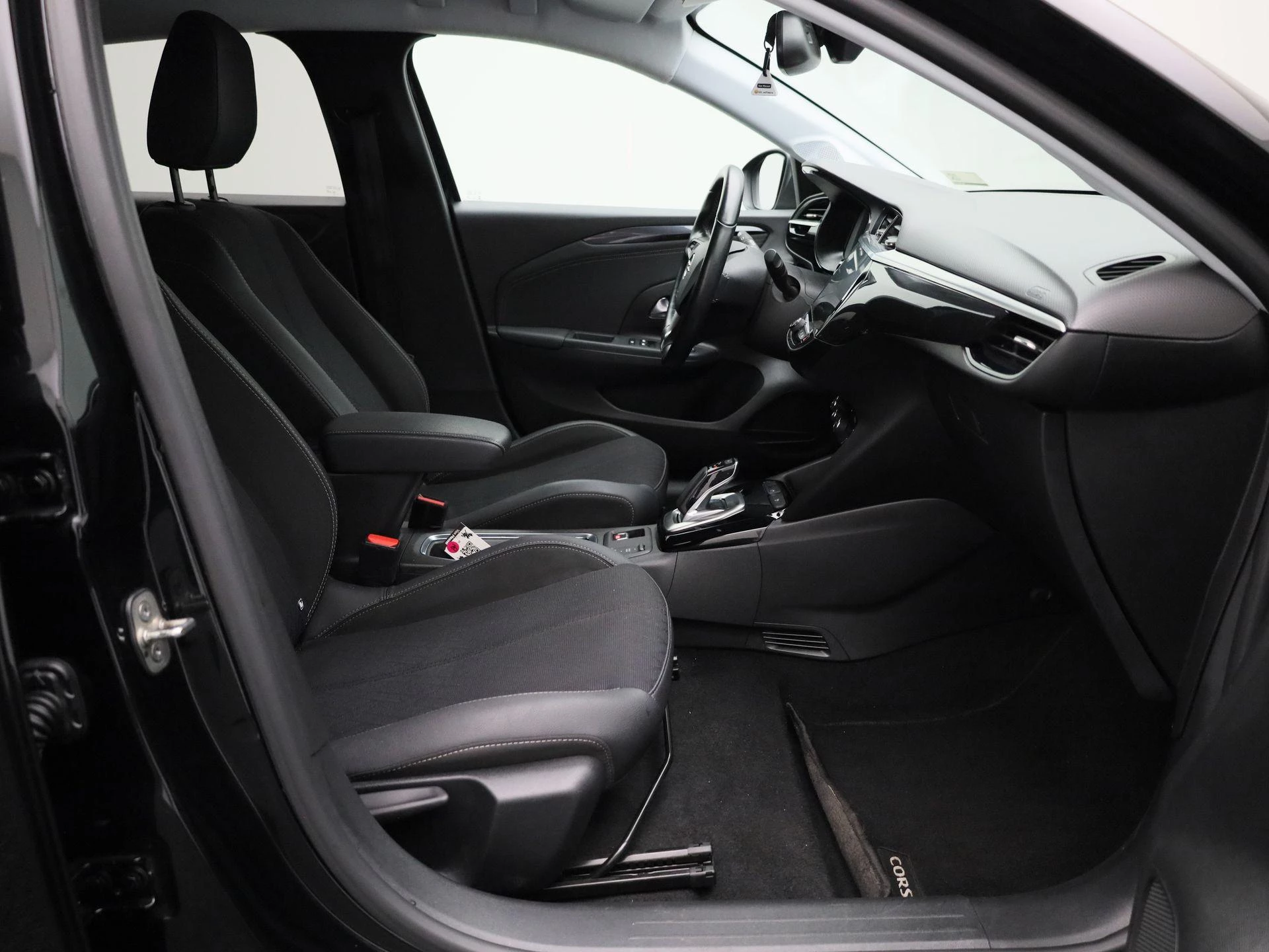 Opel-Corsa-e-image-37