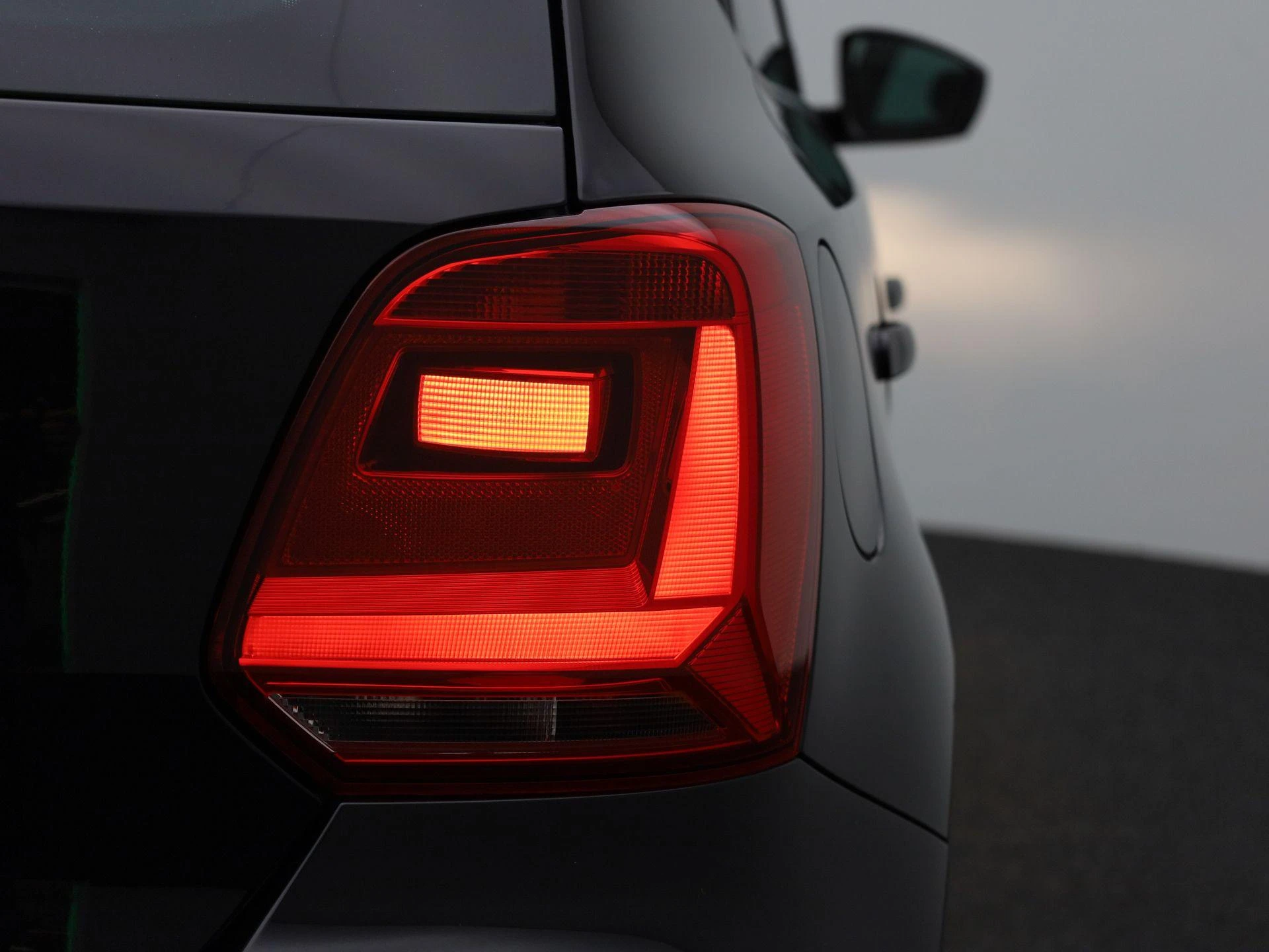 Volkswagen-Polo-image-32