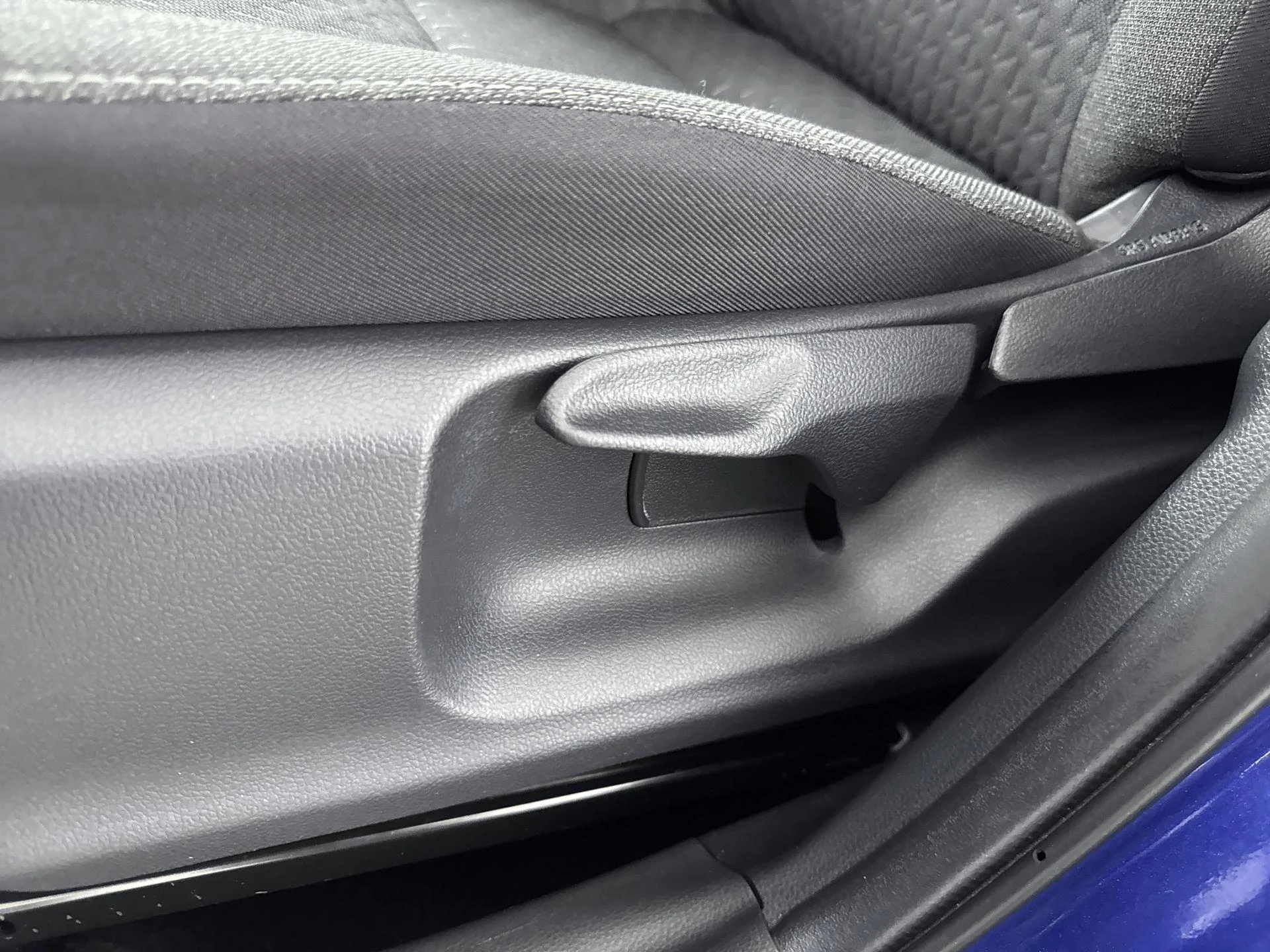 Toyota-Yaris Cross-image-18