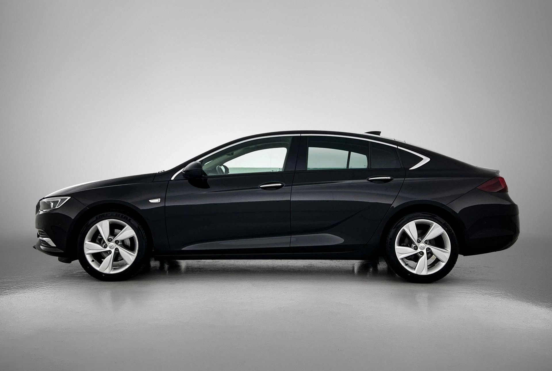 Opel-Insignia-image-1