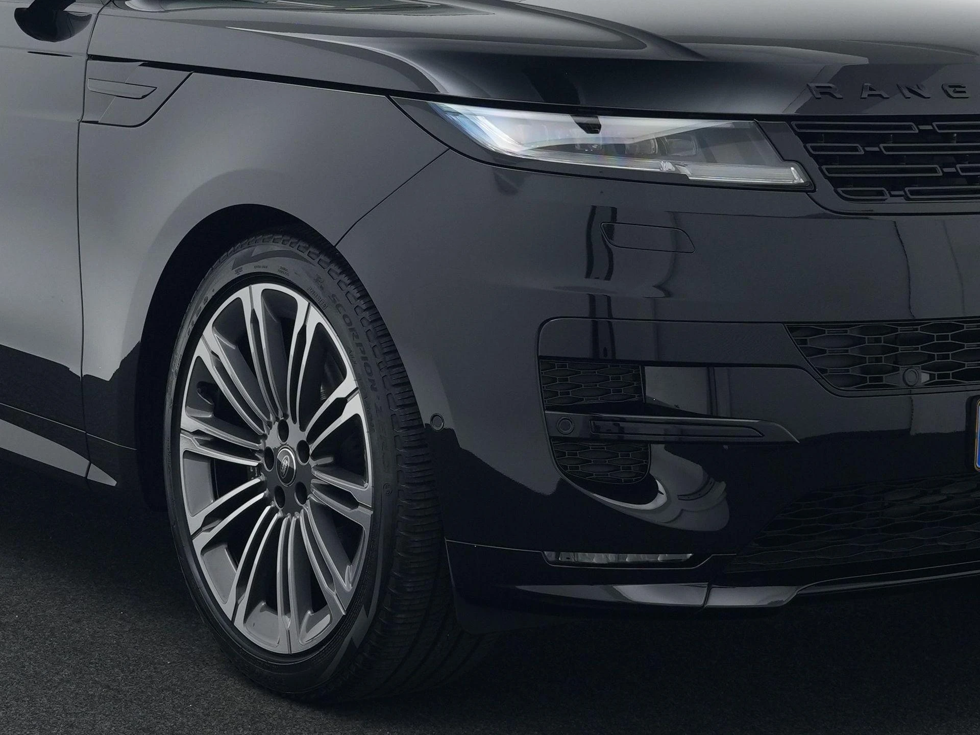 Land Rover-Range Rover Sport-image-11