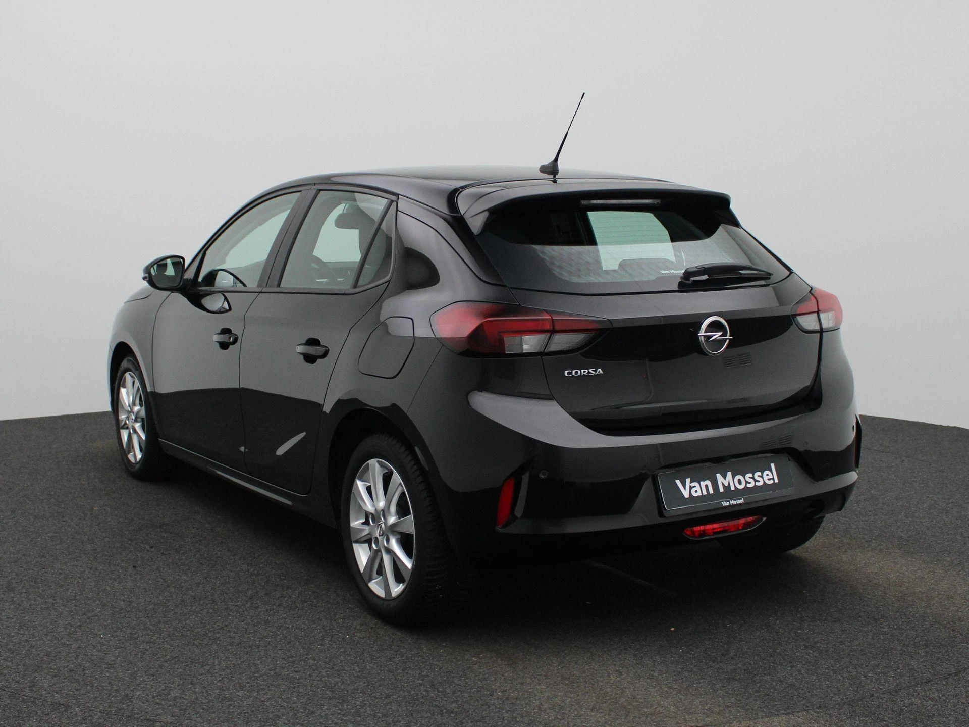 Opel-Corsa-image-1