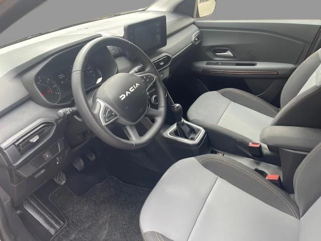 Dacia-Sandero Stepway-image-5