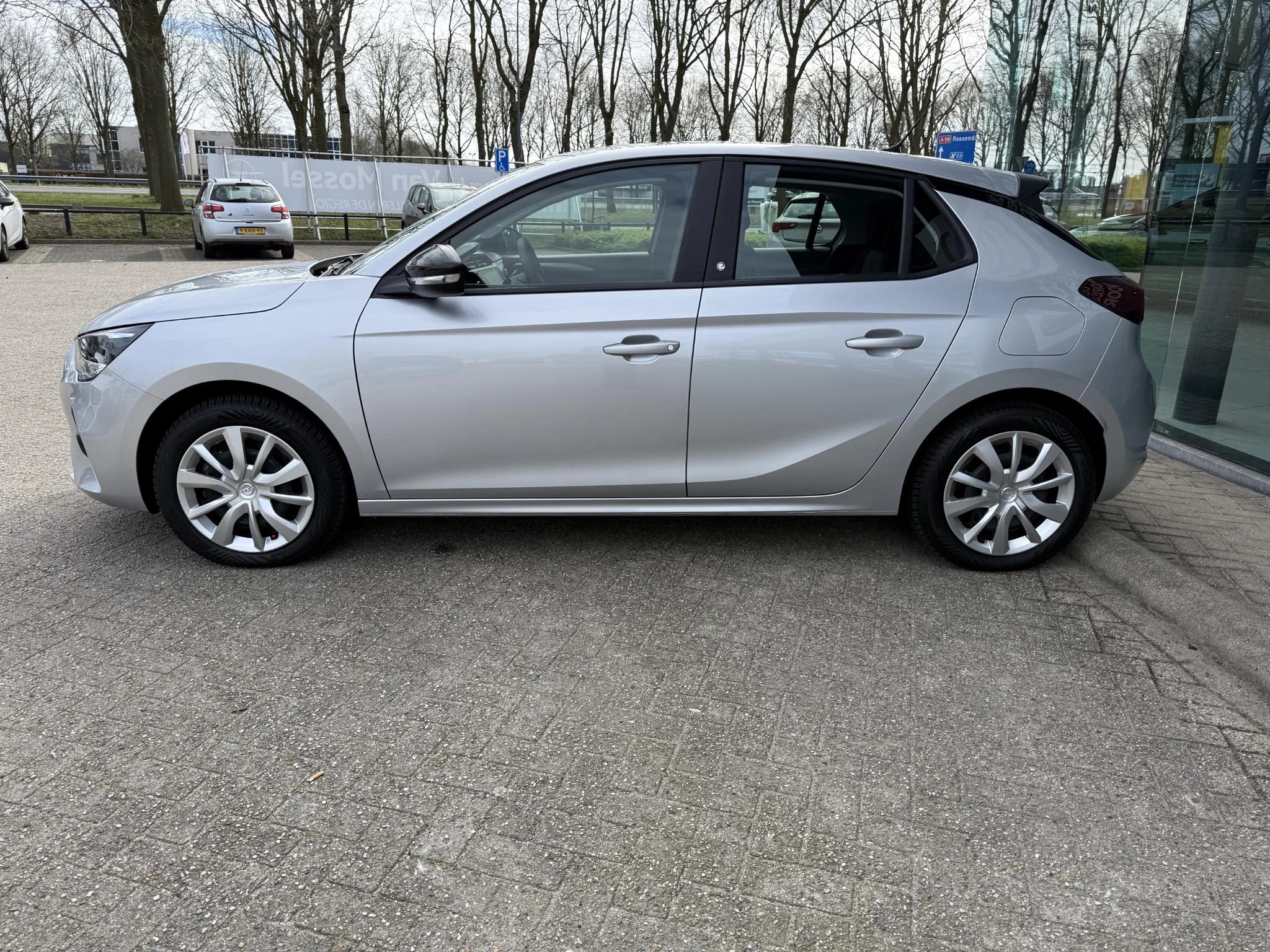 Opel-Corsa-e-image-1