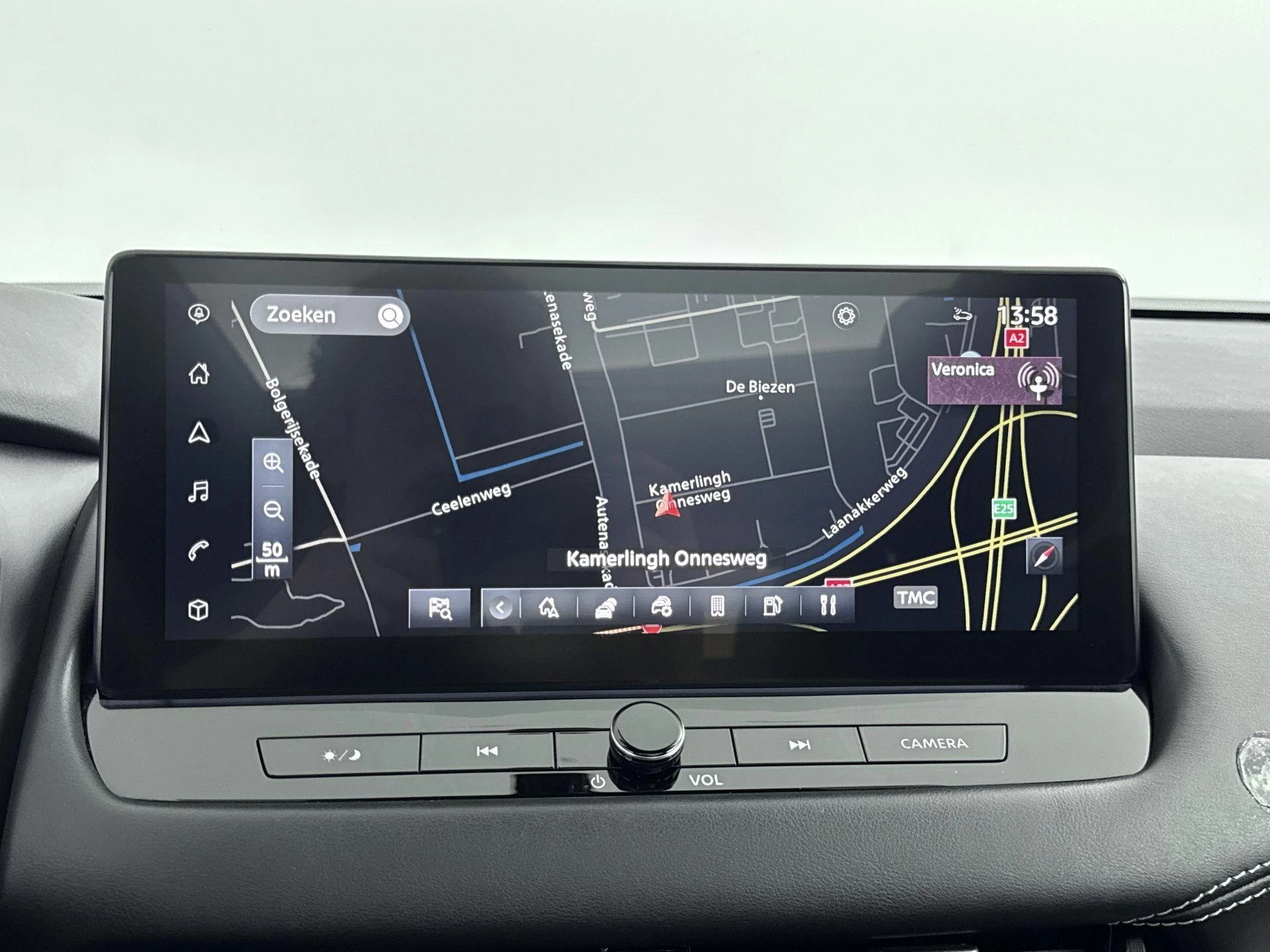 Nissan-QASHQAI-image-13
