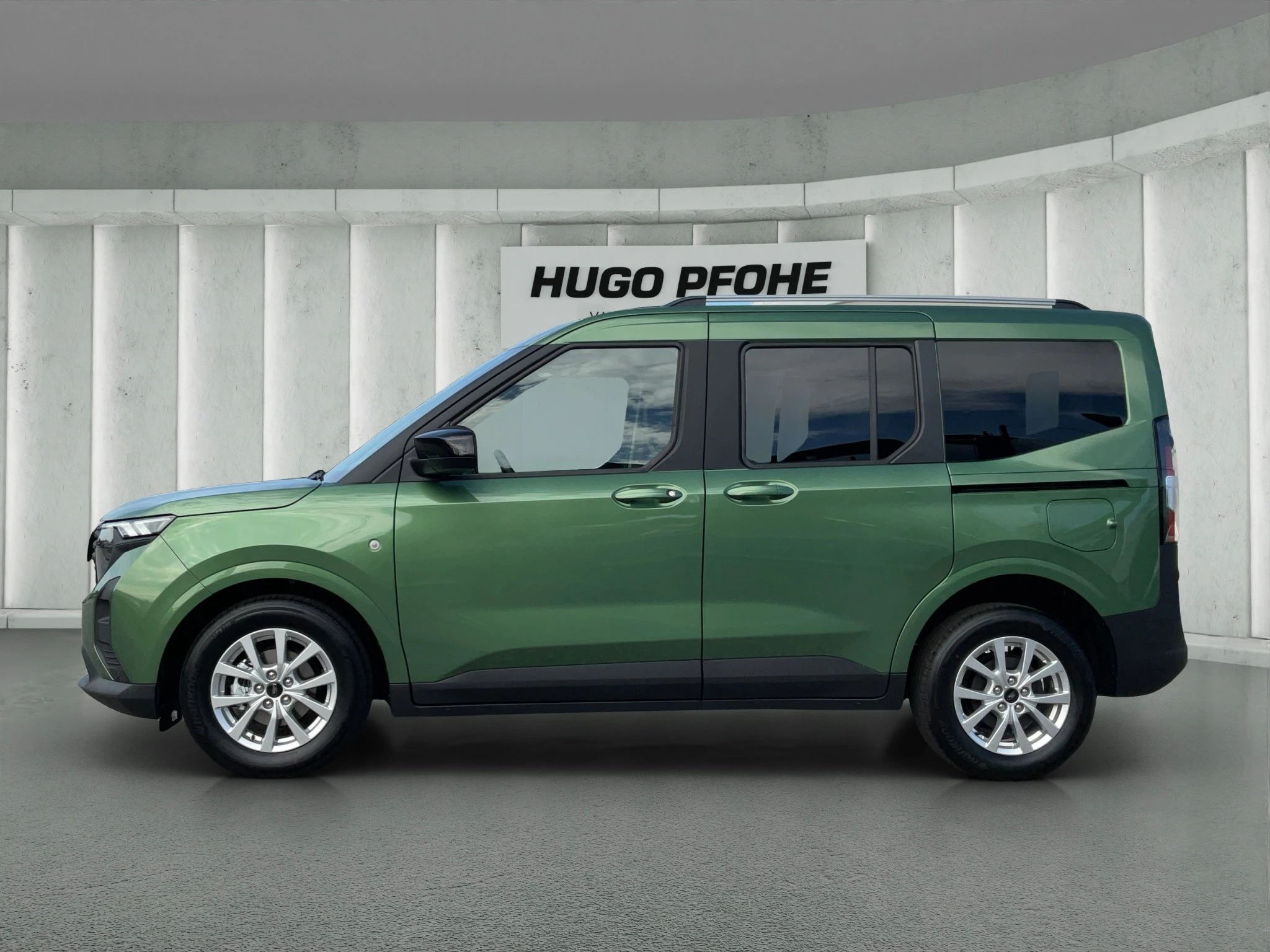 Ford-Tourneo Courier-image-1
