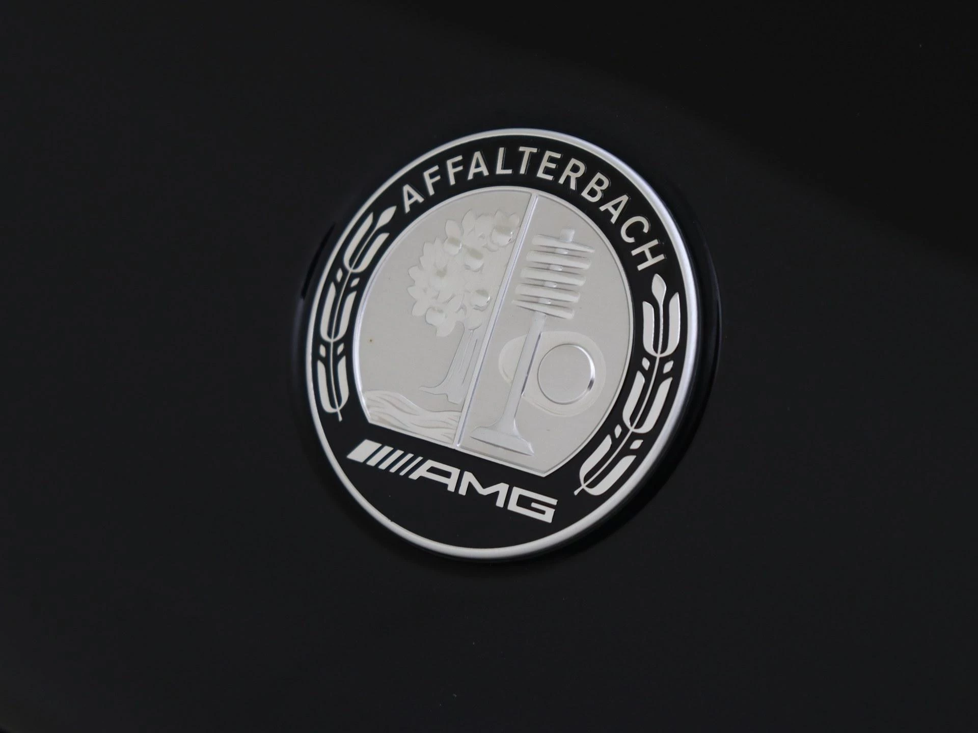 Mercedes-Benz-GLE-image-36