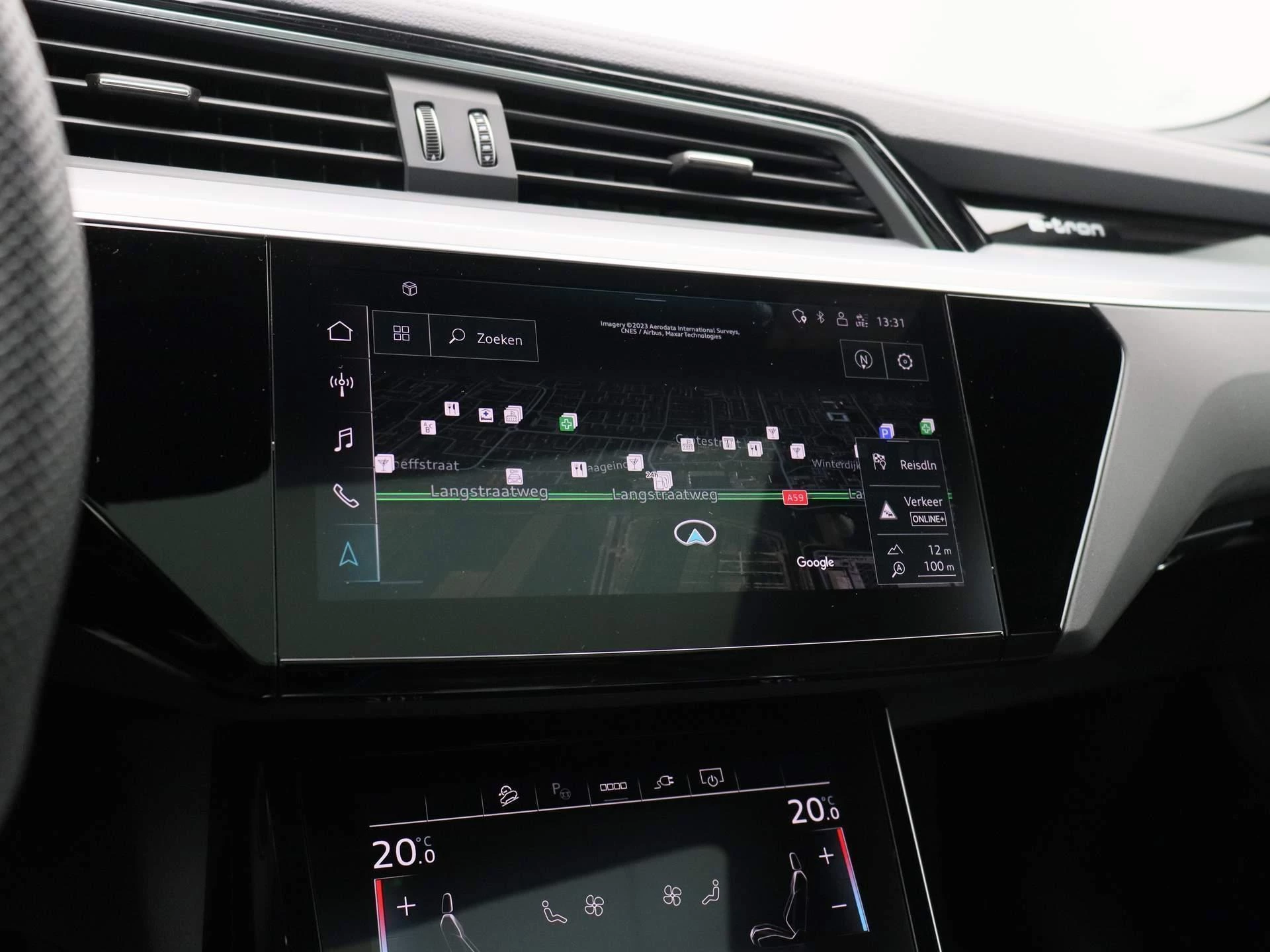 Audi-Q8 e-tron-image-18