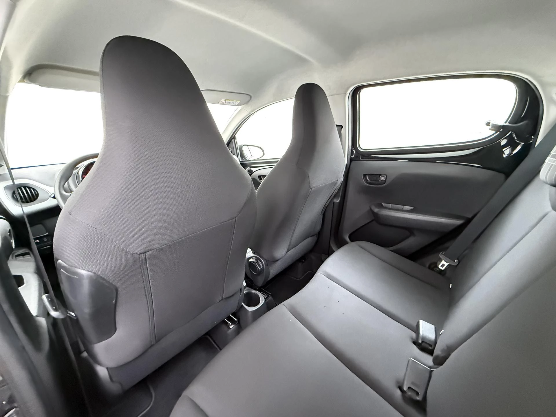 Peugeot-108-image-9