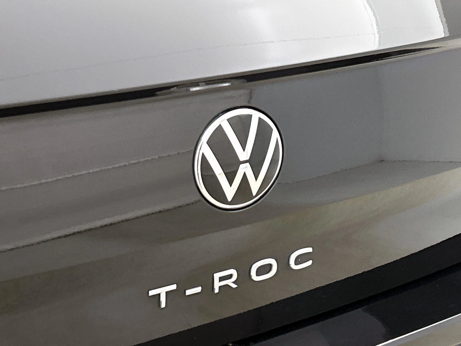 Volkswagen T-Roc 1.0 TSI R-Line | 110 PK |