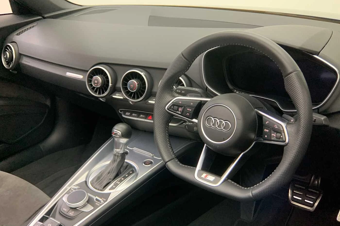 Audi-TT-image-5