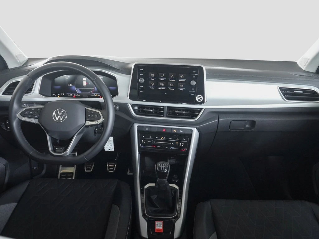 Volkswagen-T-Roc-image-11