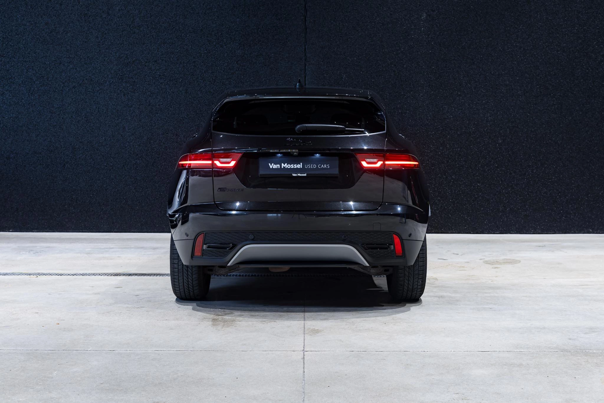 Jaguar-E-PACE-image-4