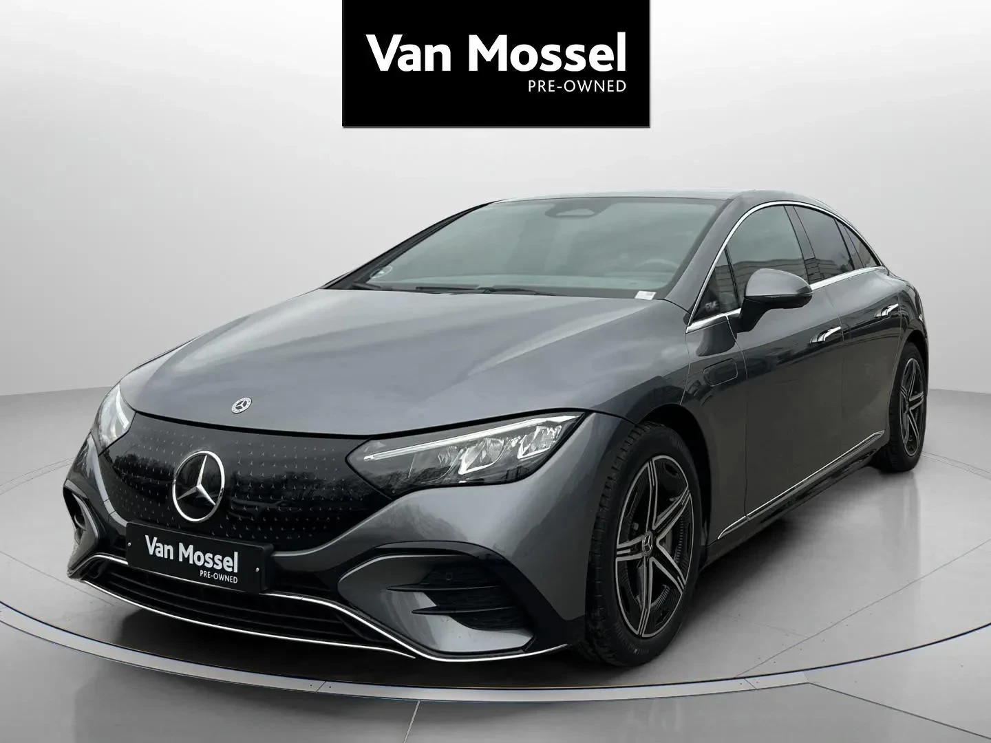 Mercedes-Benz-EQE-image-0