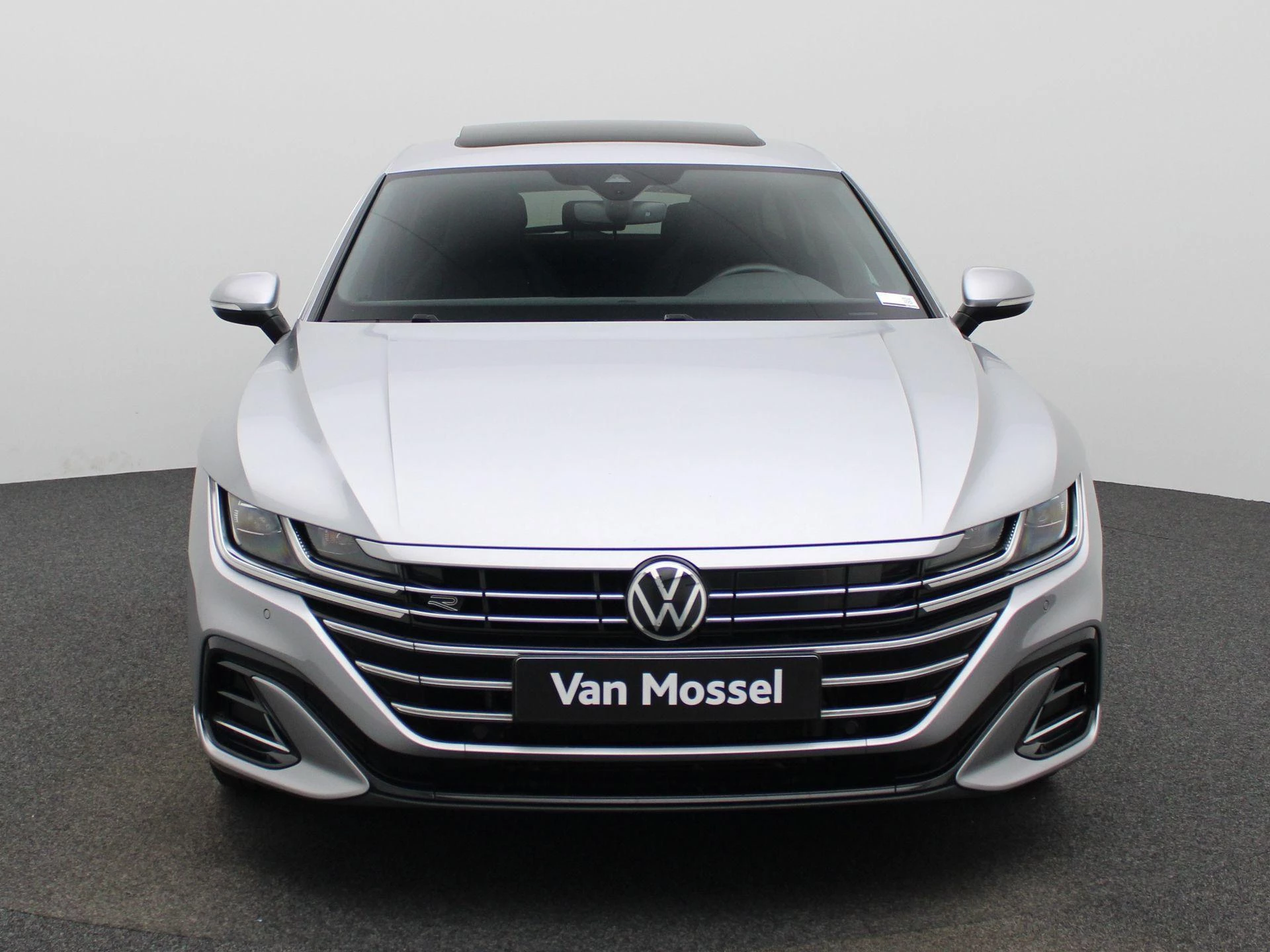 Volkswagen-Arteon-image-2