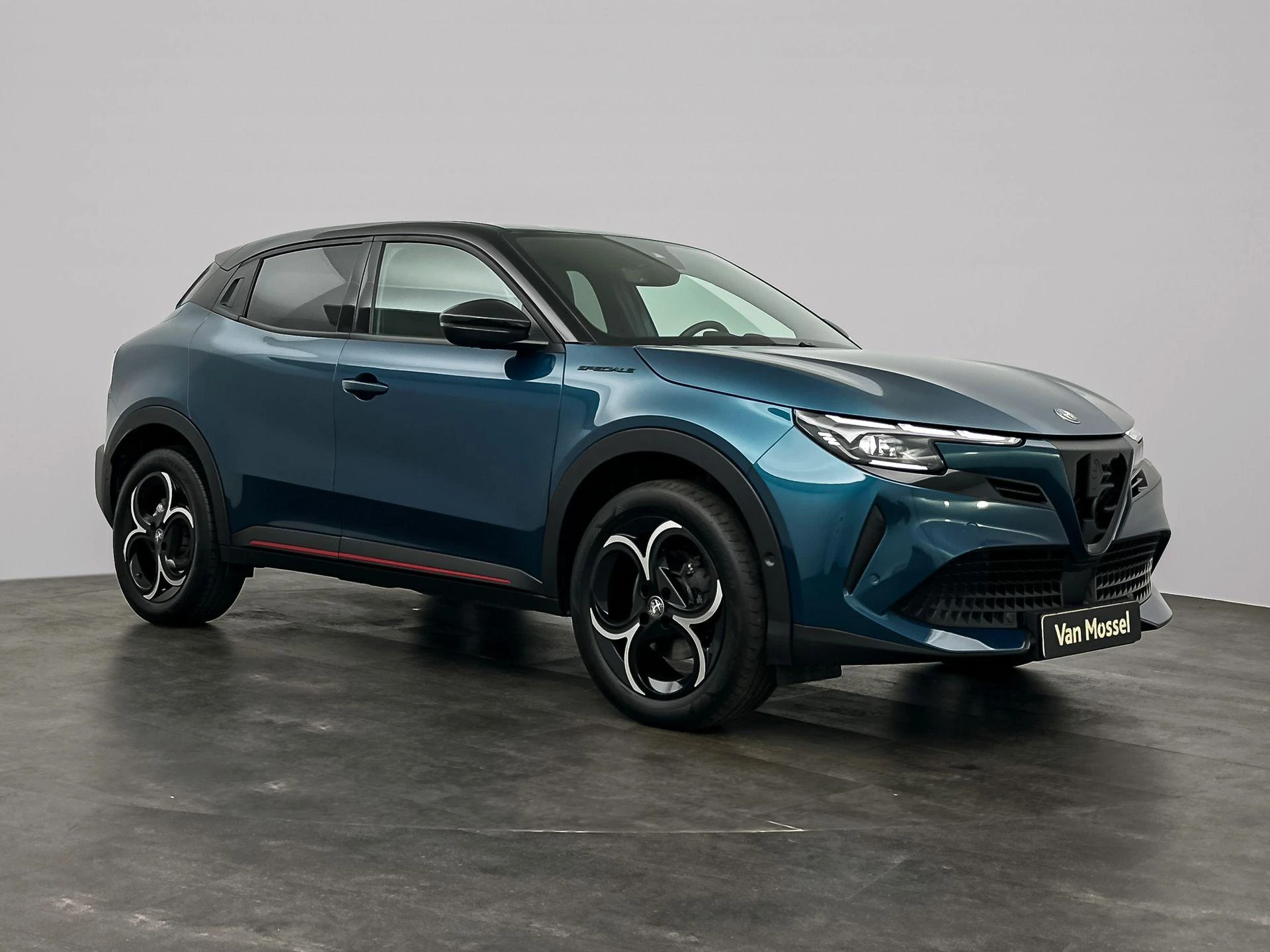 Alfa Romeo Junior 1.2 Turbo Hybrid Ibrida Speciale