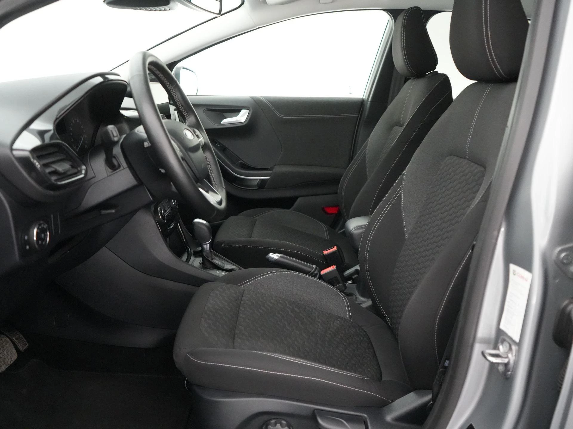 Ford Puma 1.0i Ecoboost MHEV 92kW Aut. Titanium