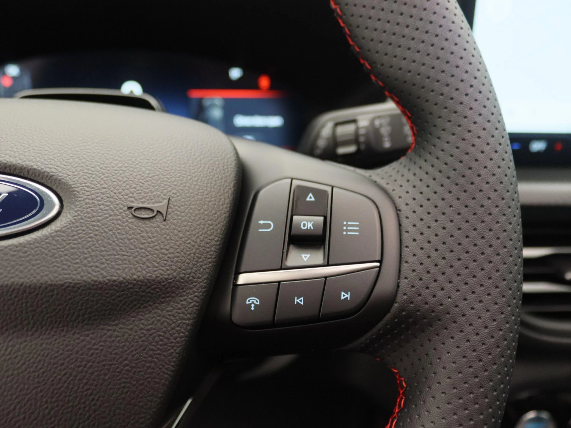 Ford-Kuga-image-19