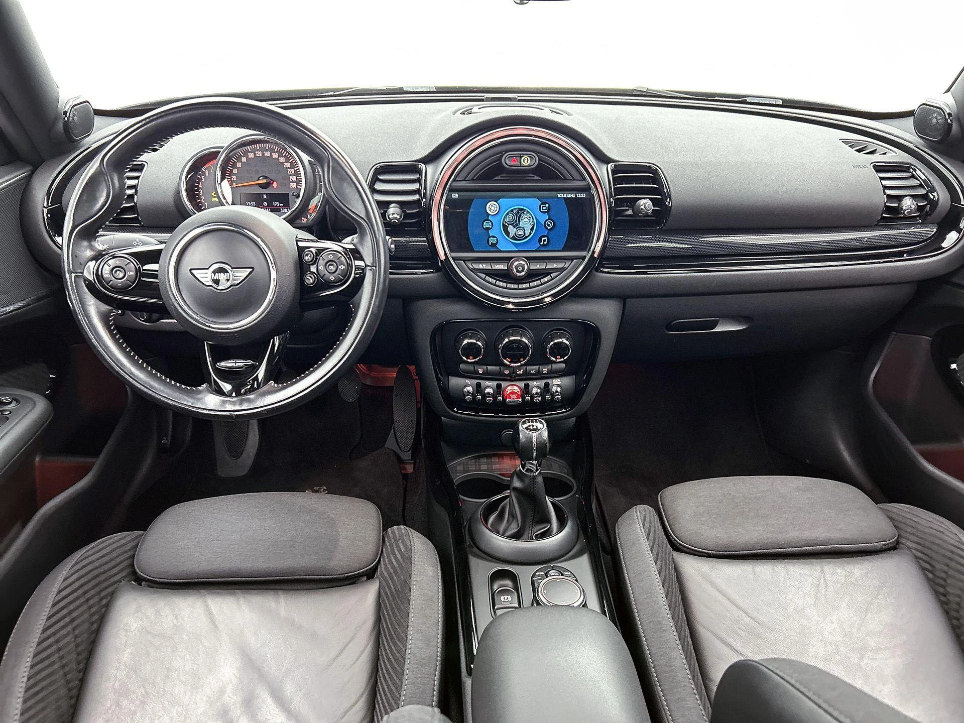 MINI-Clubman-image-22