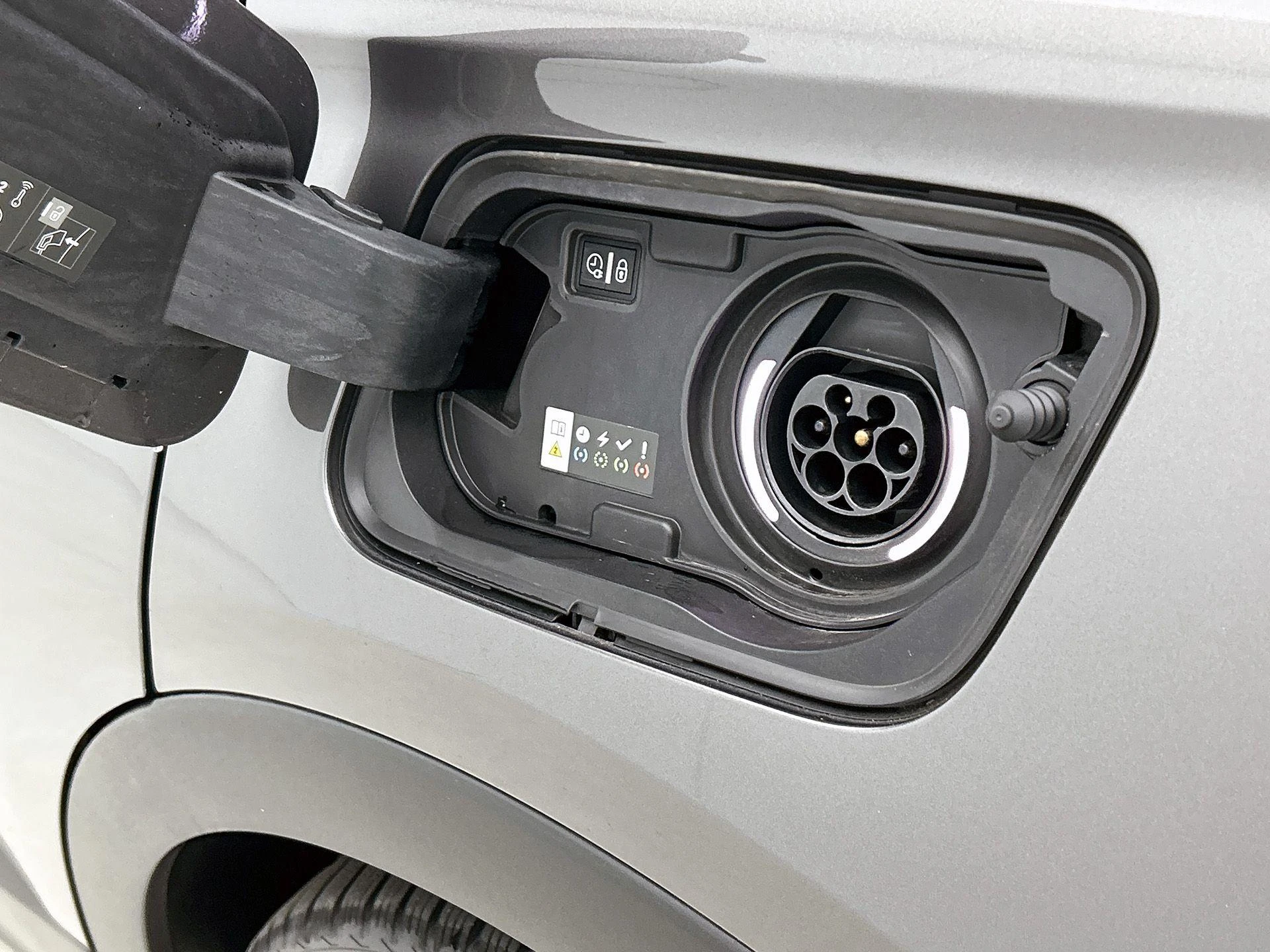 Opel-Grandland X-image-18