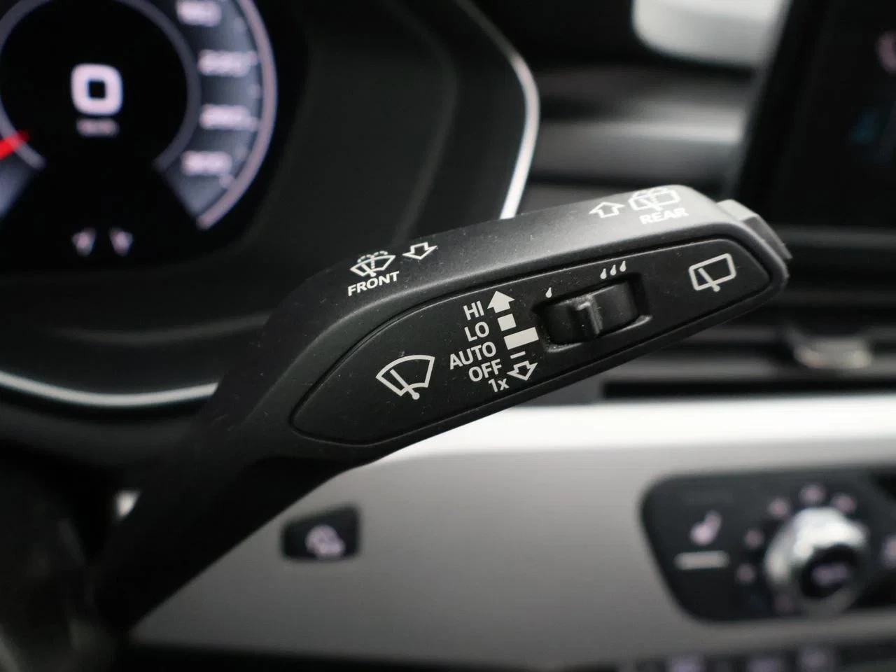 Audi-A4-image-18