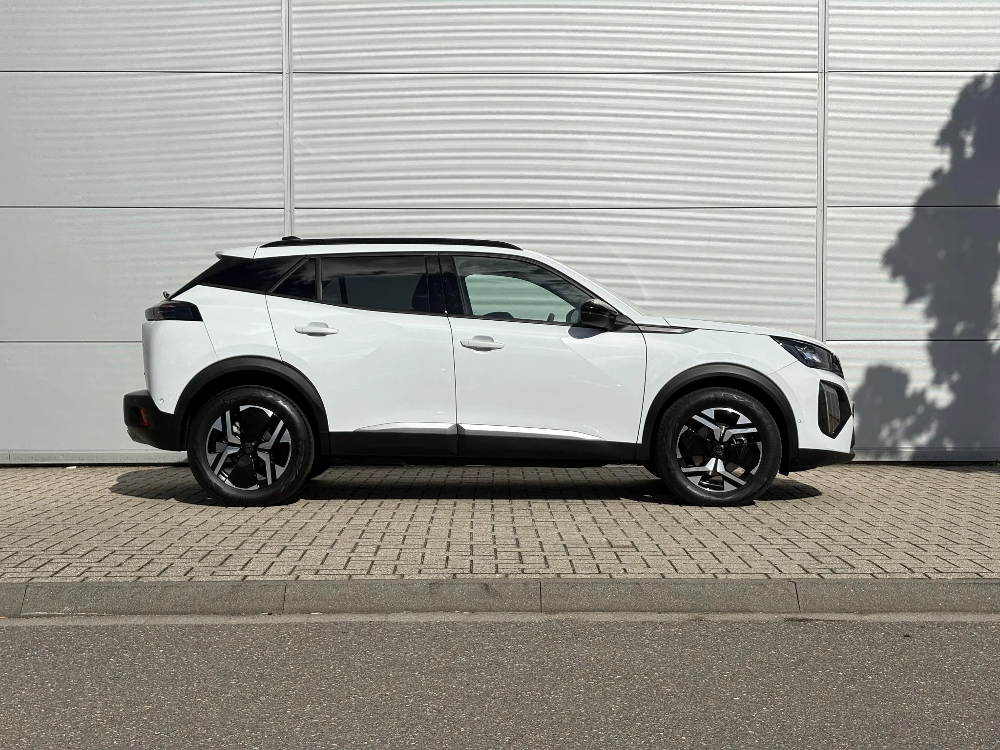 Peugeot-2008-image-6