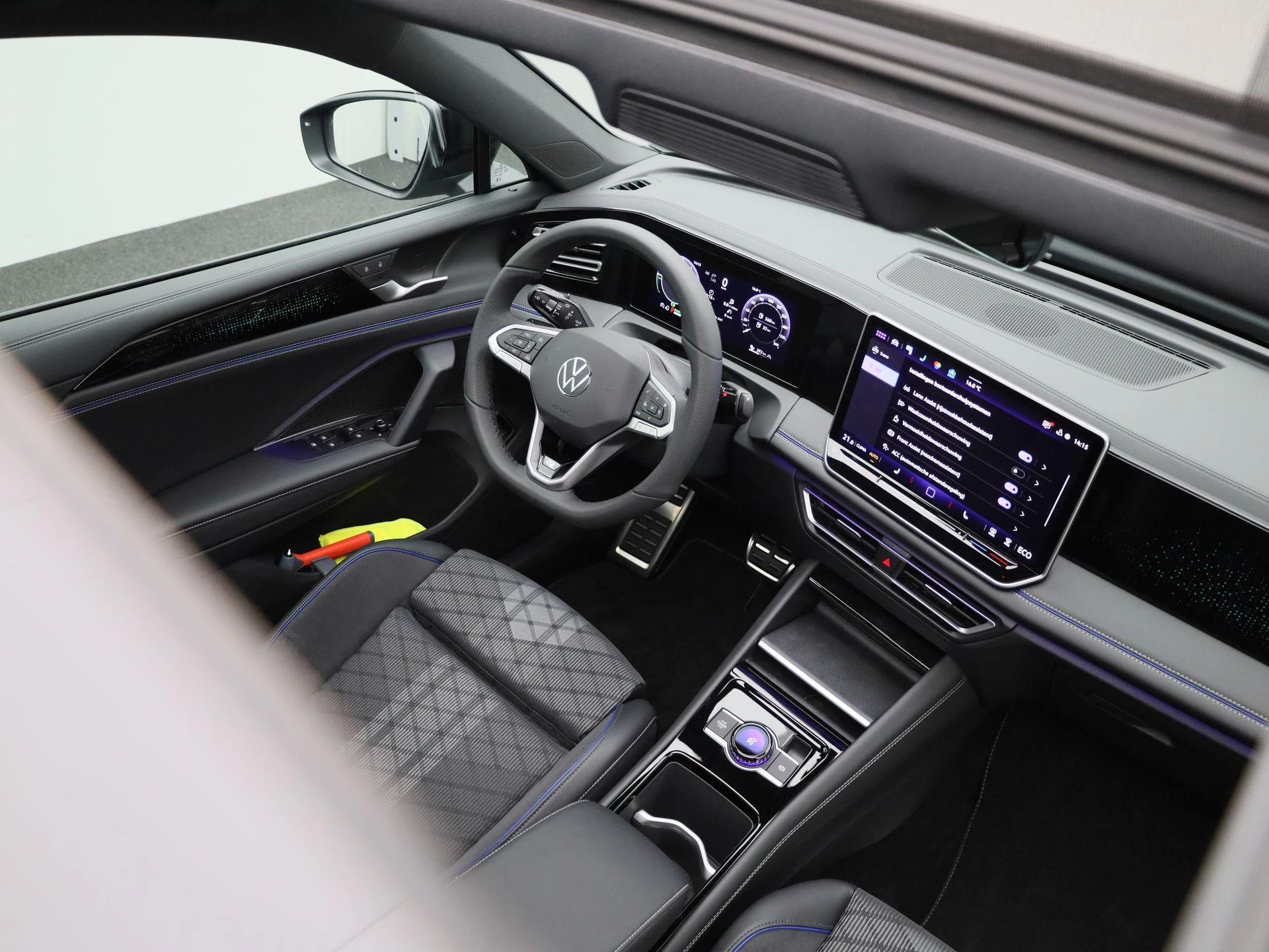 Volkswagen-Tiguan-image-45