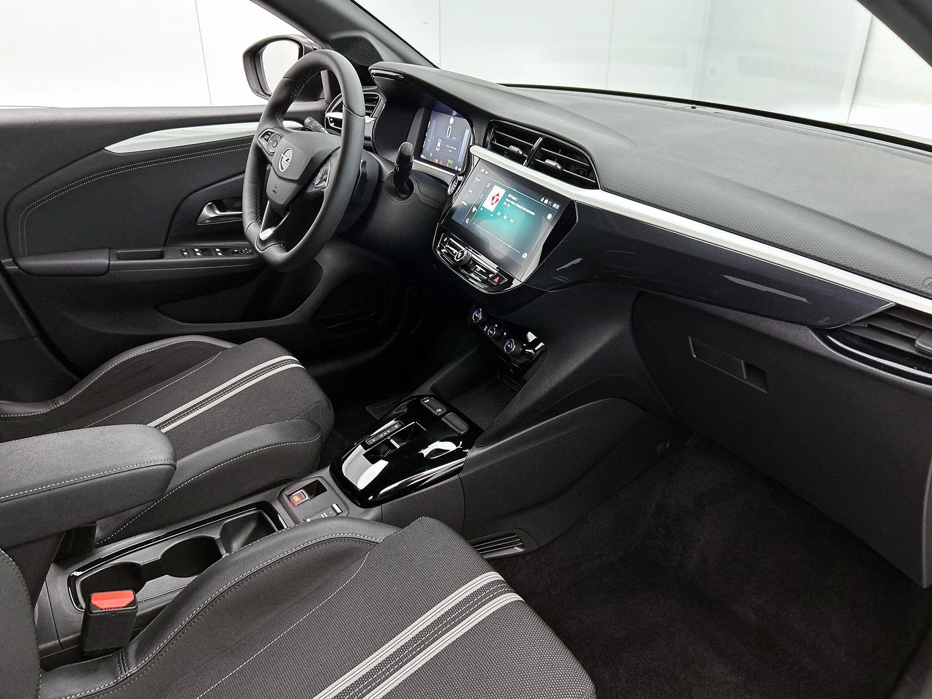 Opel-Corsa-image-19