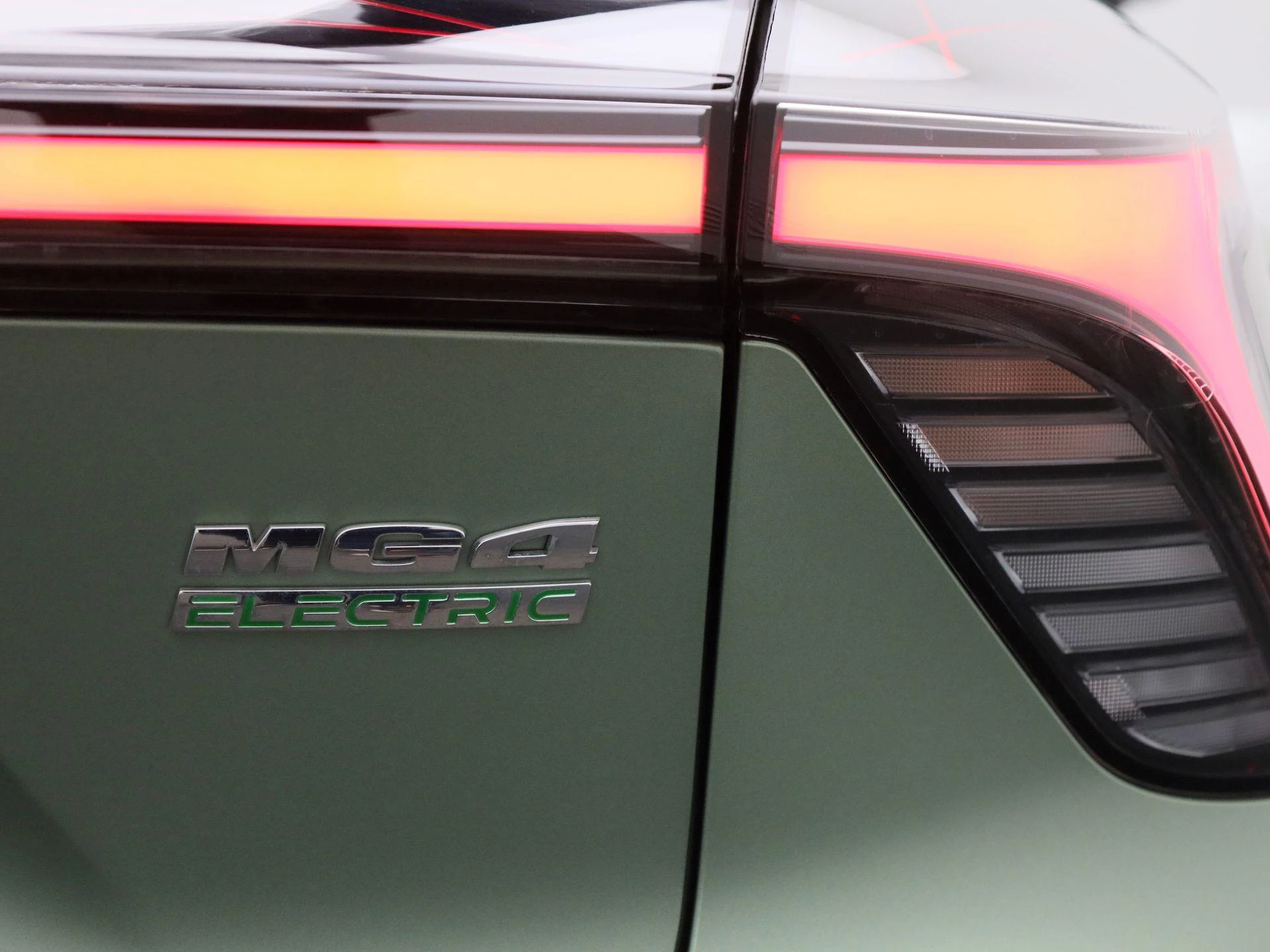 MG MG4 64 kWh Xpower