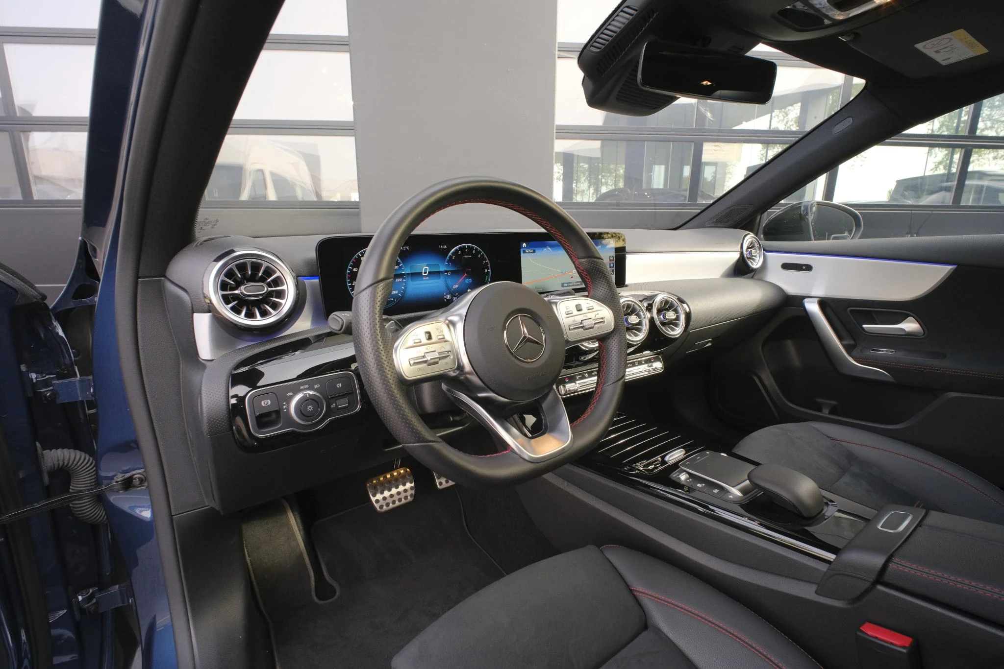 Mercedes-Benz-Classe A-image-11