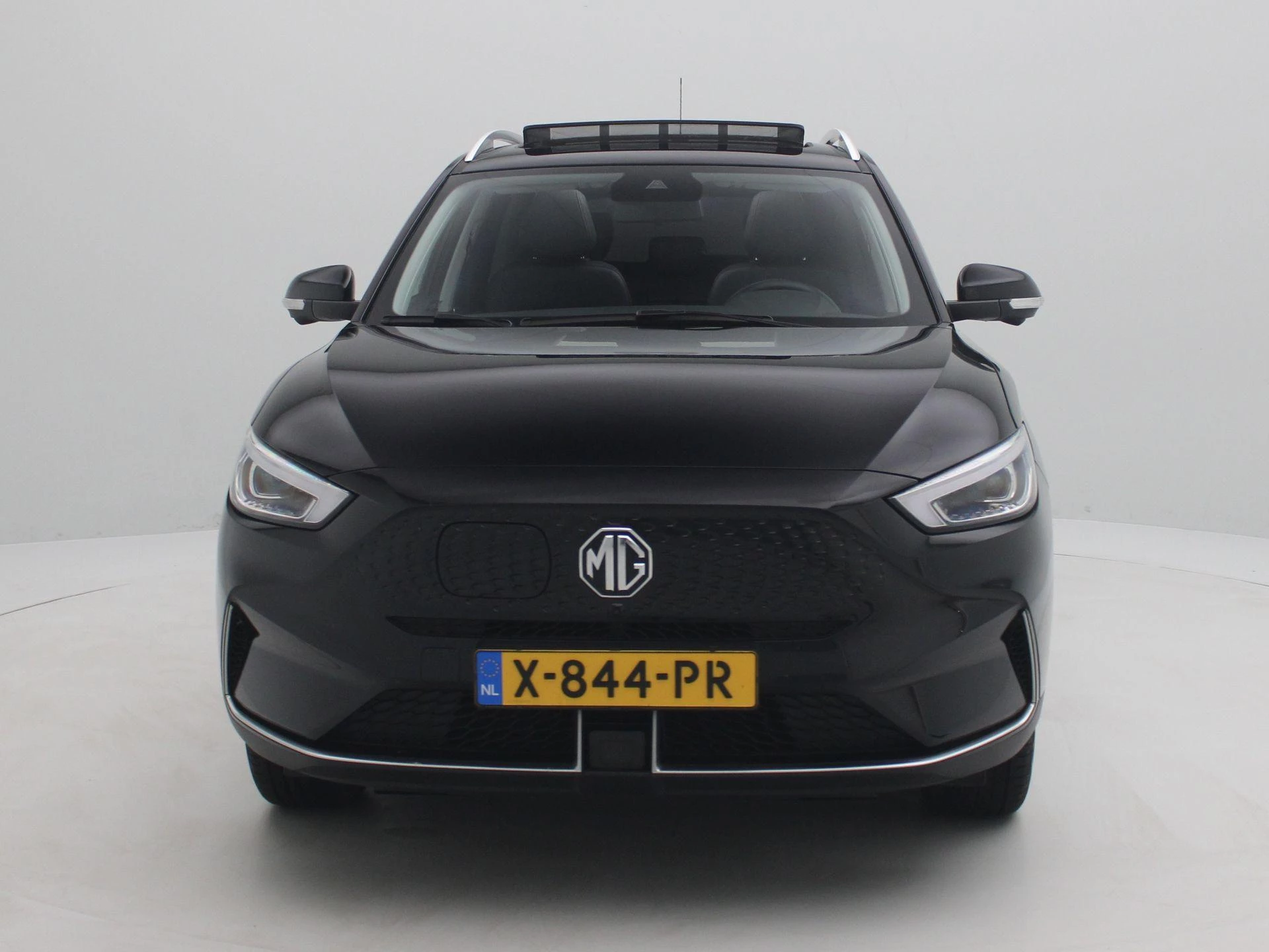 MG ZS EV Standard Range Luxury 50 kWh